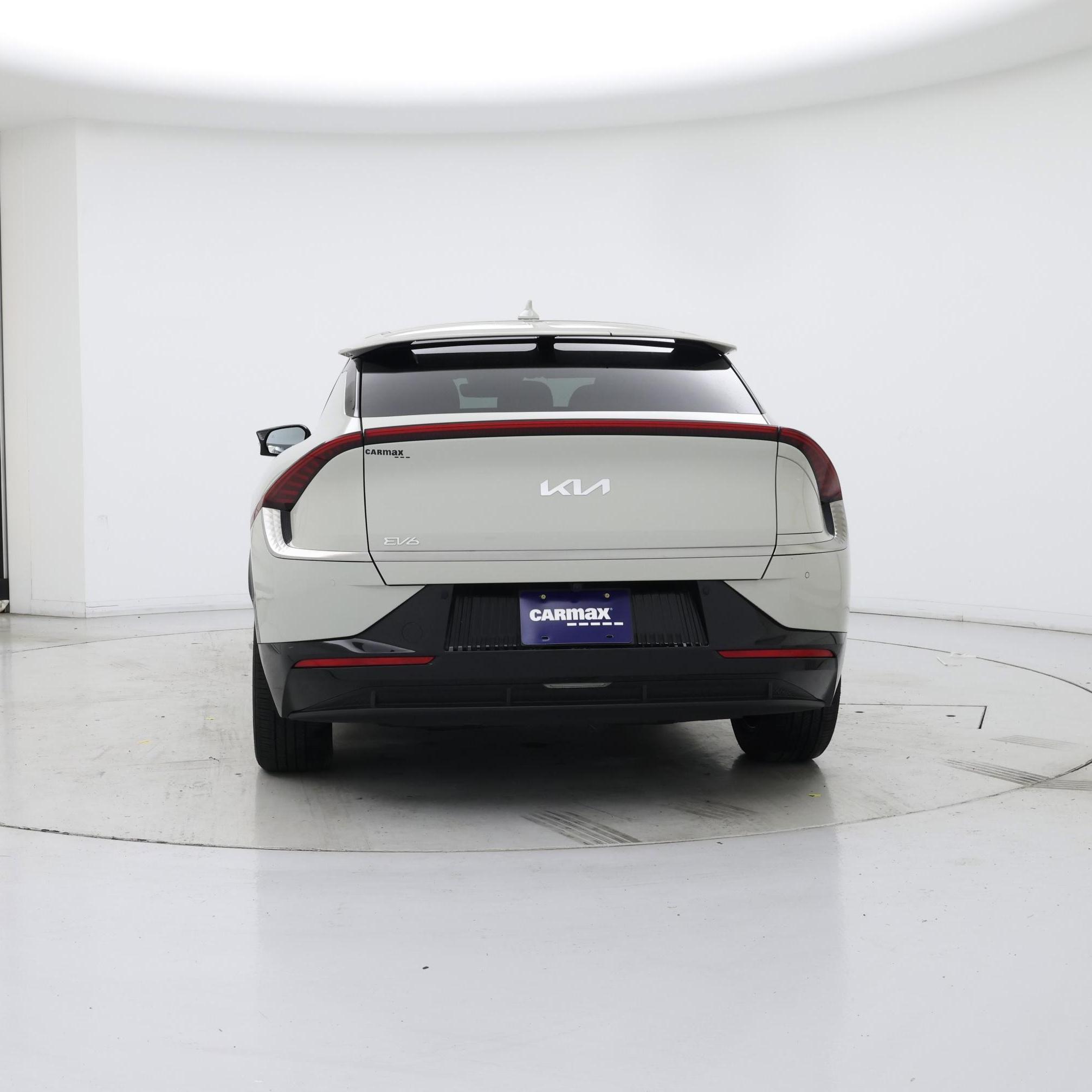 Thumbnail: 2022 Kia EV6 - 6