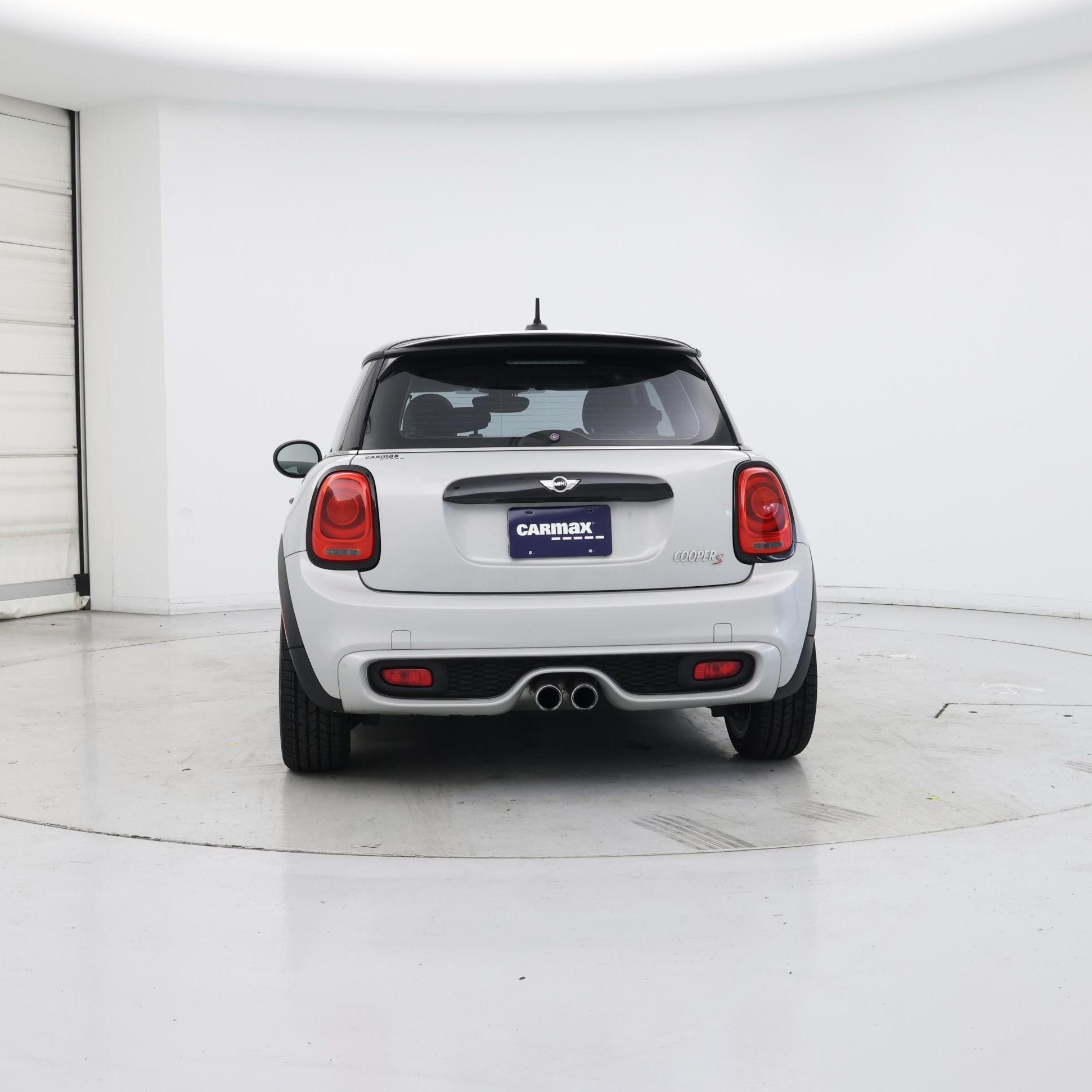 Thumbnail: 2017 MINI Cooper Hardtop - 6