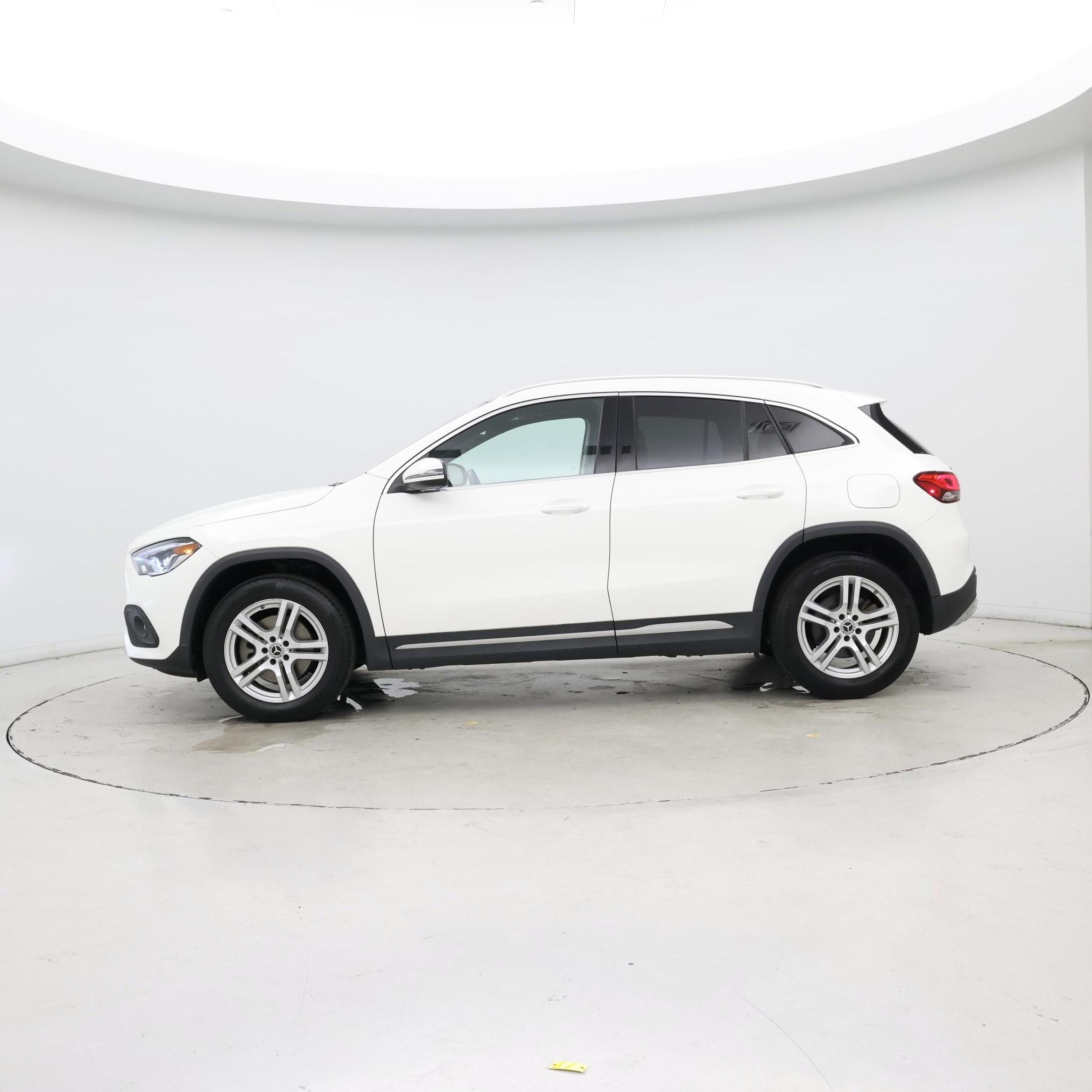 Thumbnail: 2021 Mercedes-Benz GLA - 3