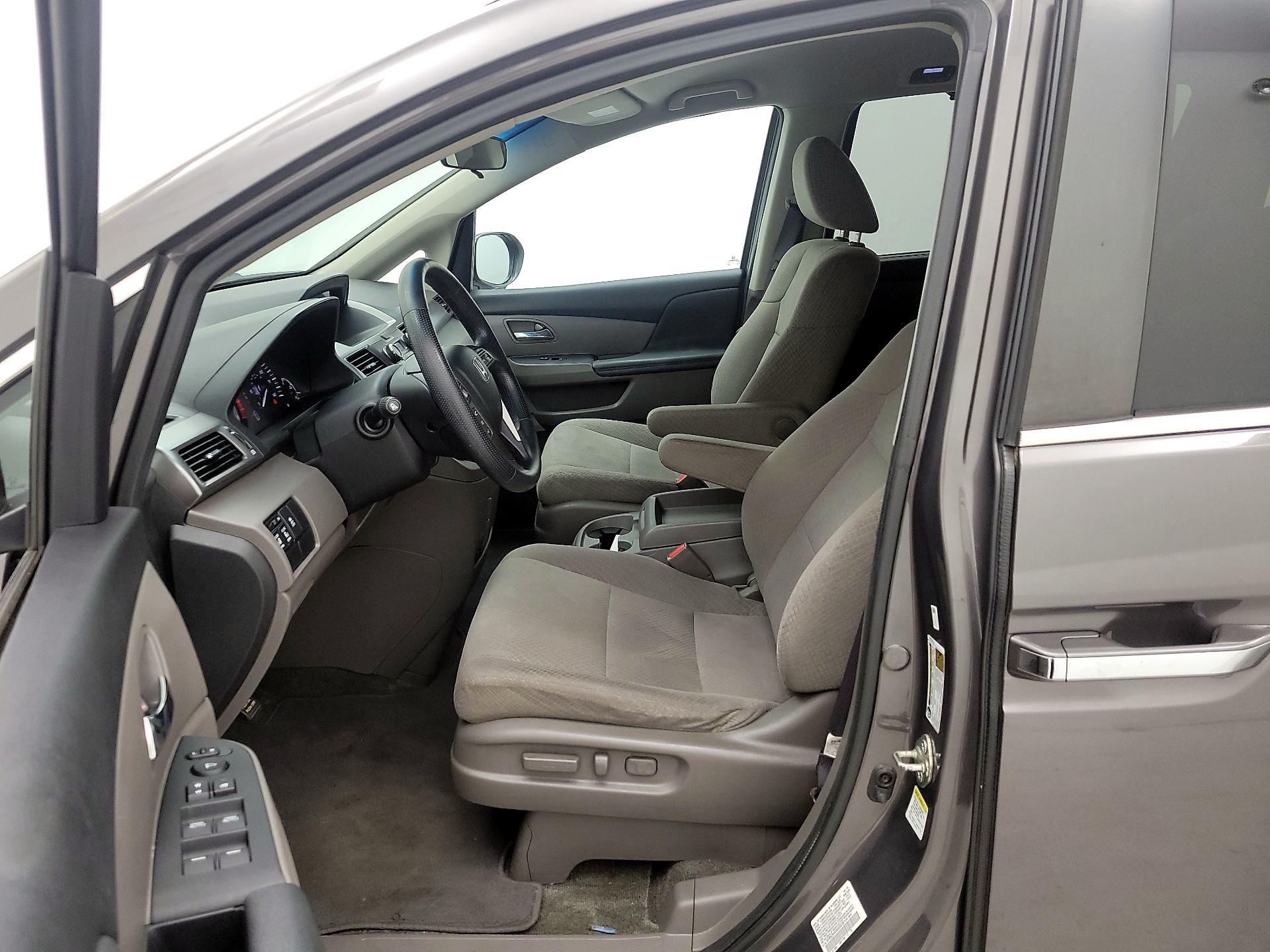 Thumbnail: 2016 Honda Odyssey - 11
