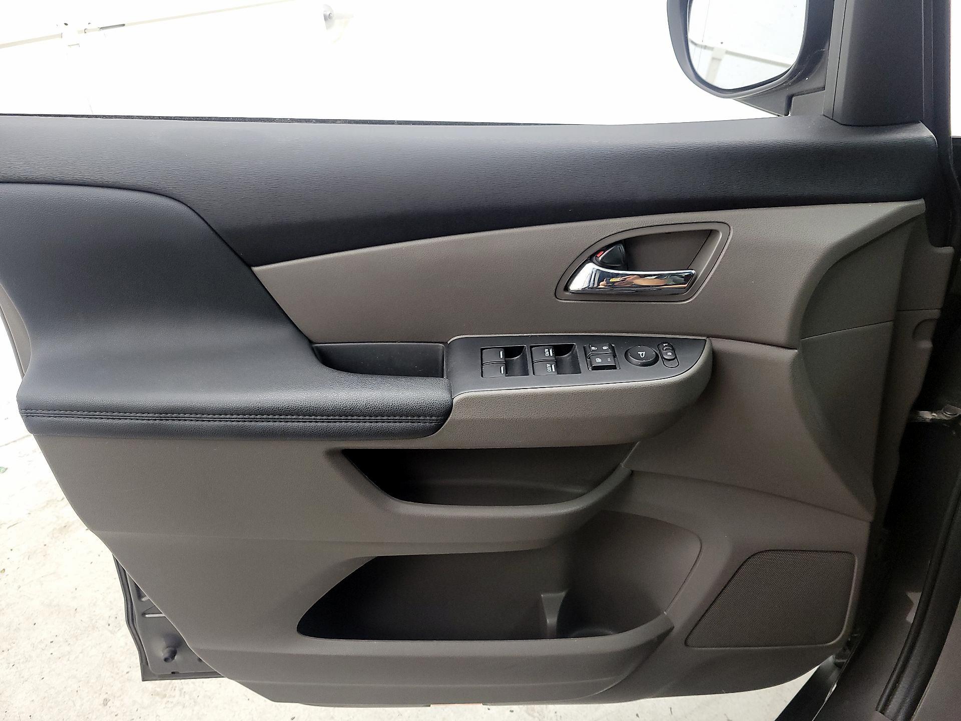 Thumbnail: 2016 Honda Odyssey - 12