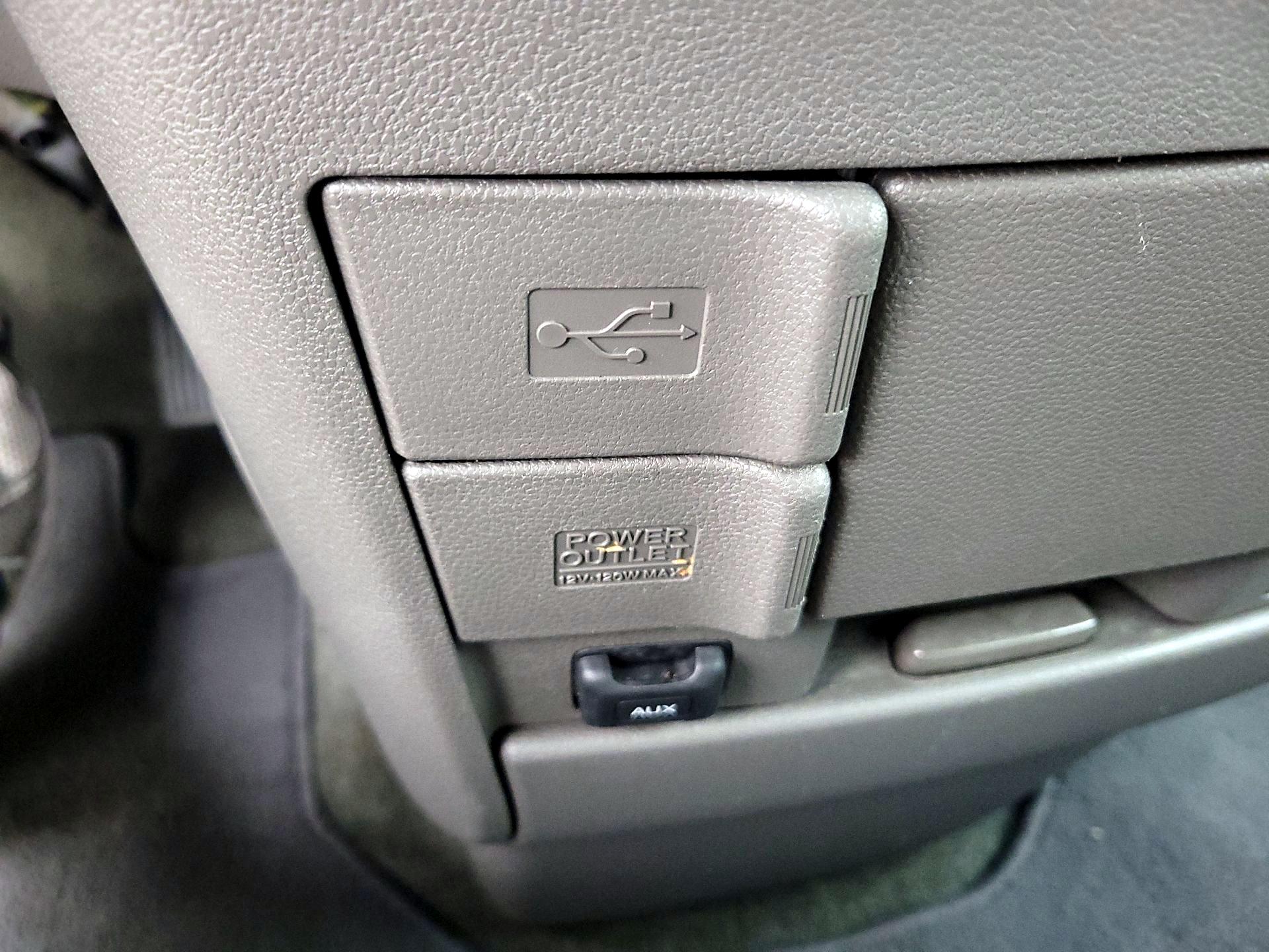 Thumbnail: 2016 Honda Odyssey - 18