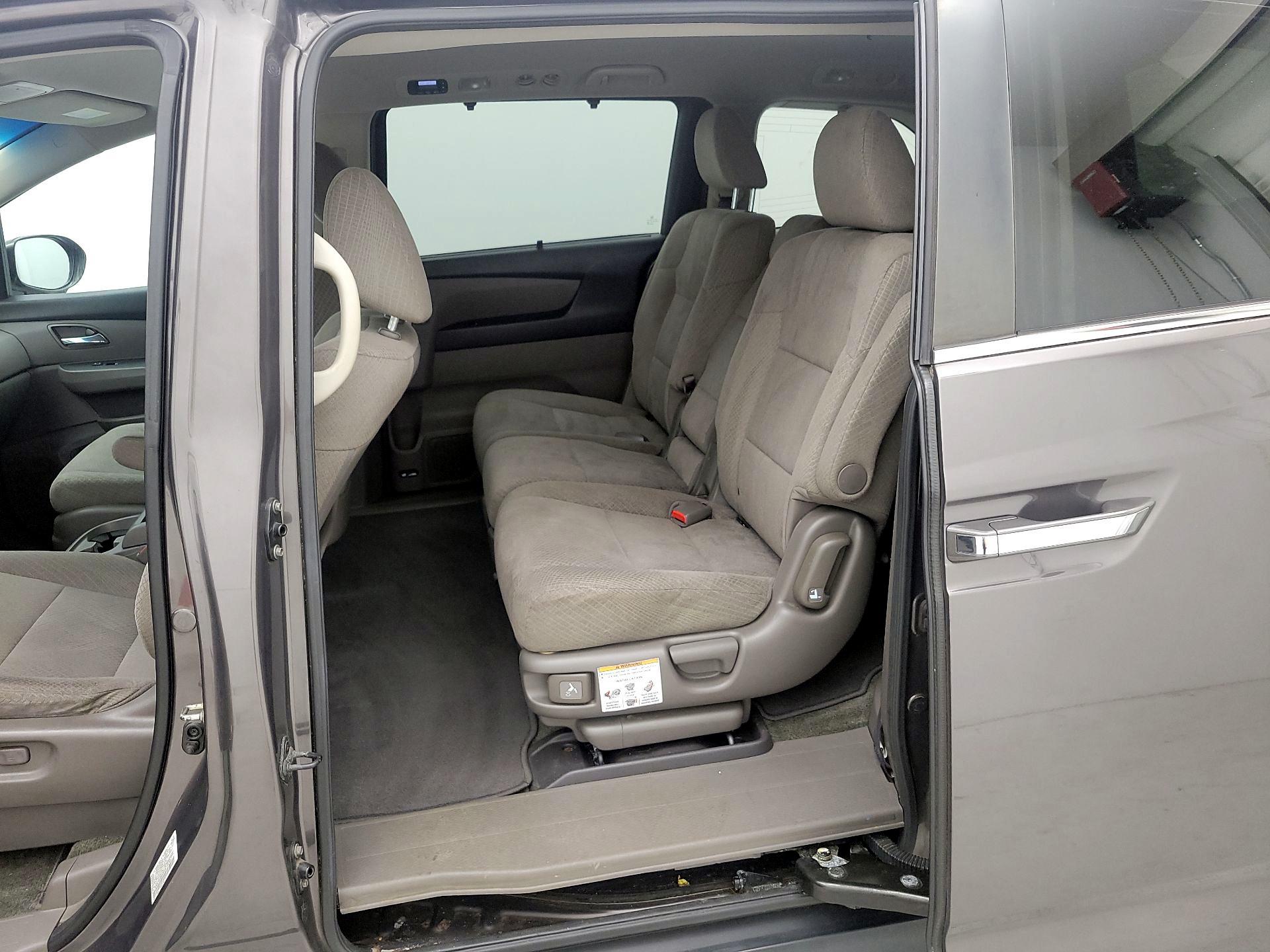 Thumbnail: 2016 Honda Odyssey - 19