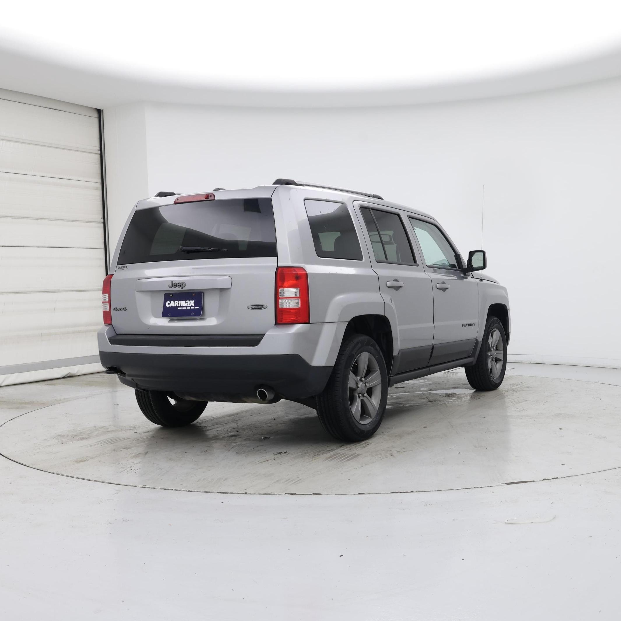 Thumbnail: 2016 Jeep Patriot - 8