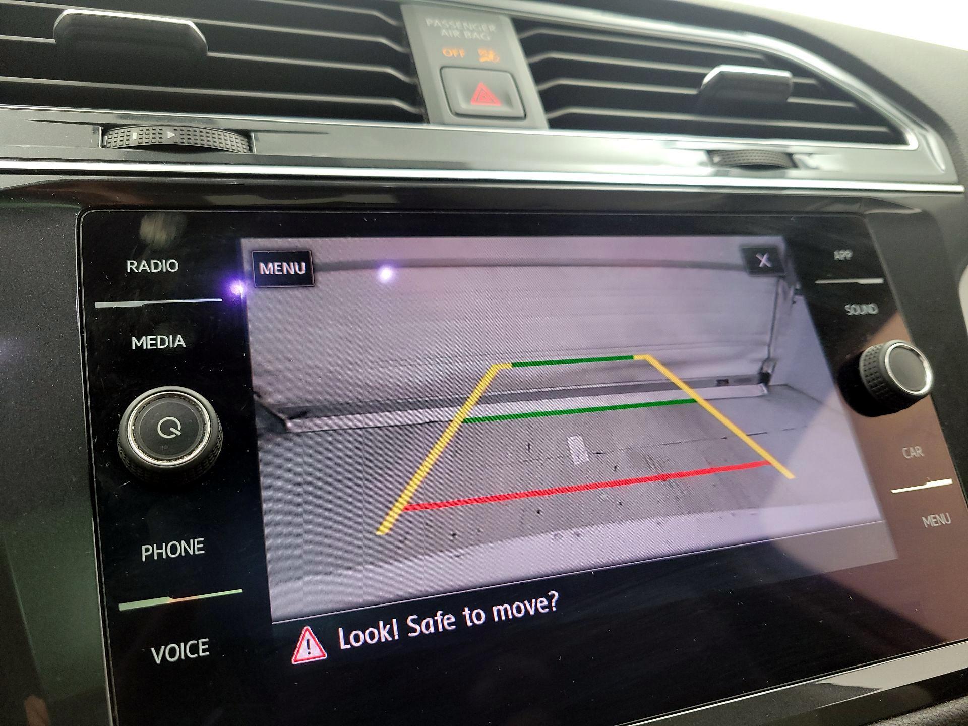 Thumbnail: 2019 Volkswagen Tiguan - 14