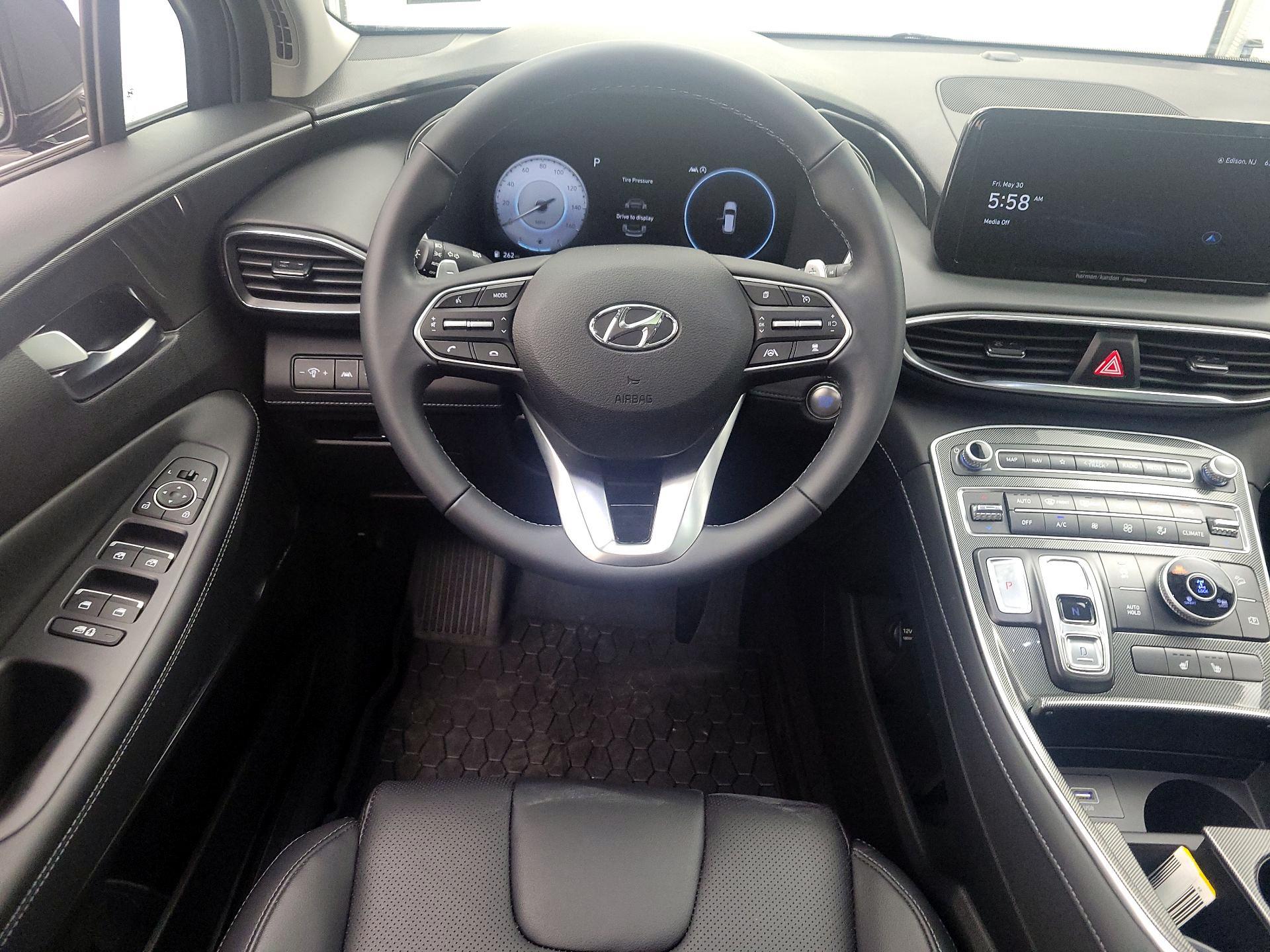 Thumbnail: 2023 Hyundai Santa Fe - 10