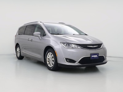 Silver 2018 Chrysler Pacifica Touring L