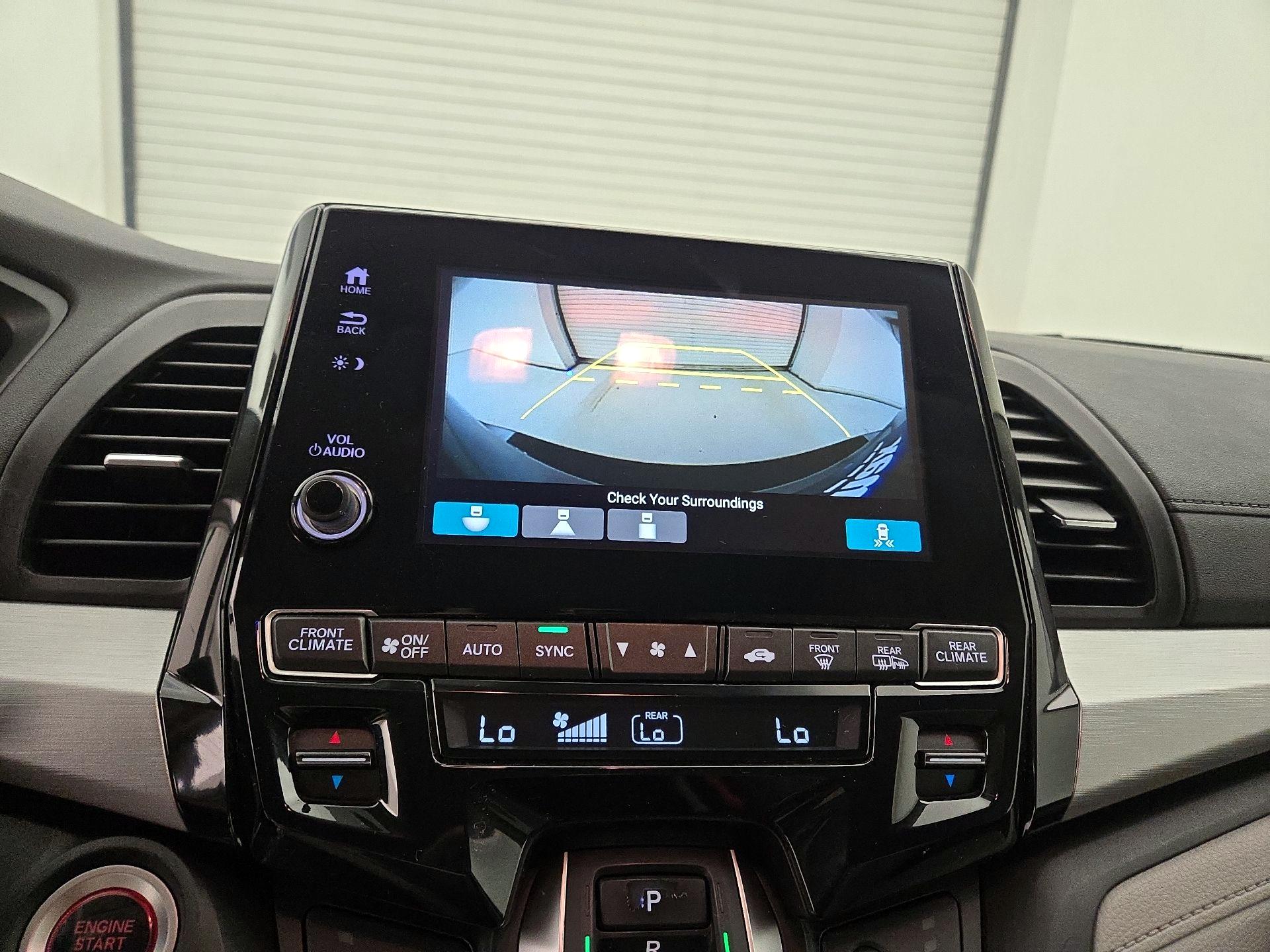 Thumbnail: 2019 Honda Odyssey - 14