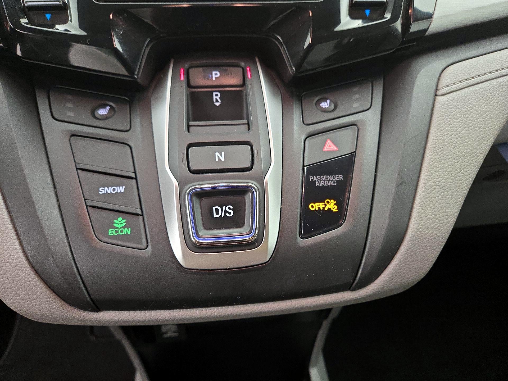 Thumbnail: 2019 Honda Odyssey - 17