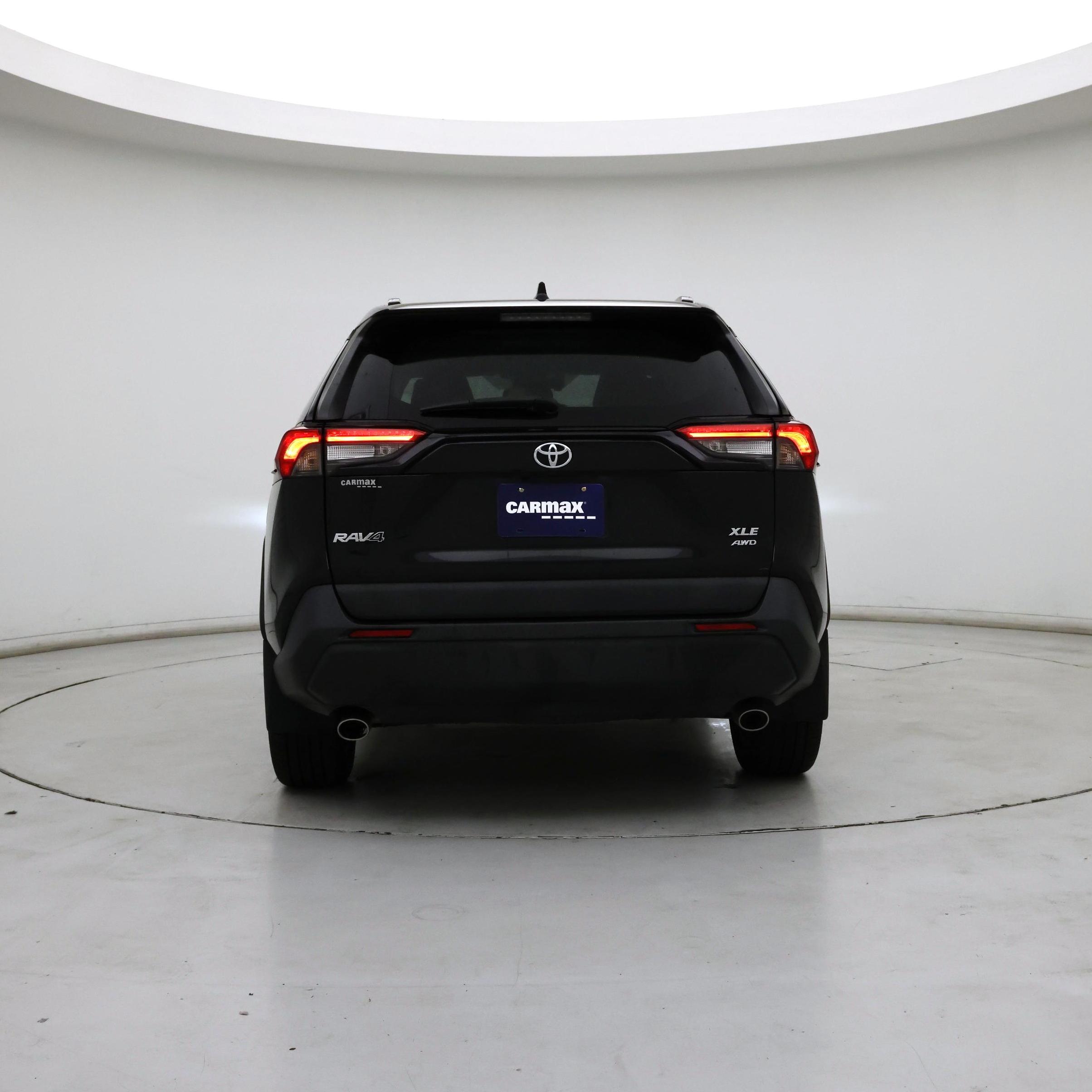 Thumbnail: 2019 Toyota RAV4 - 6