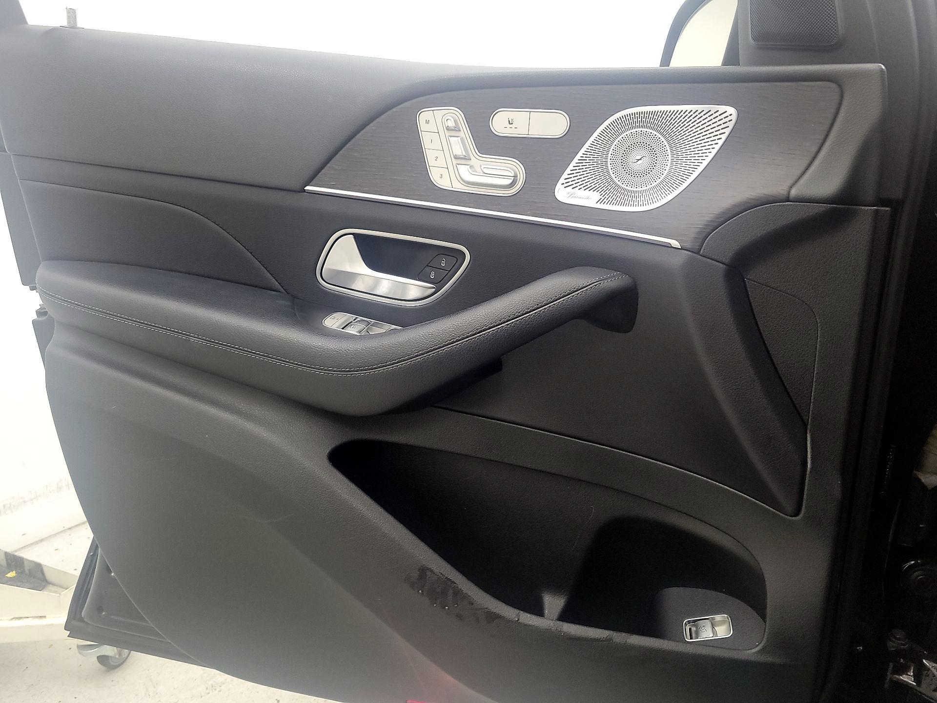 Thumbnail: 2020 Mercedes-Benz GLE - 12