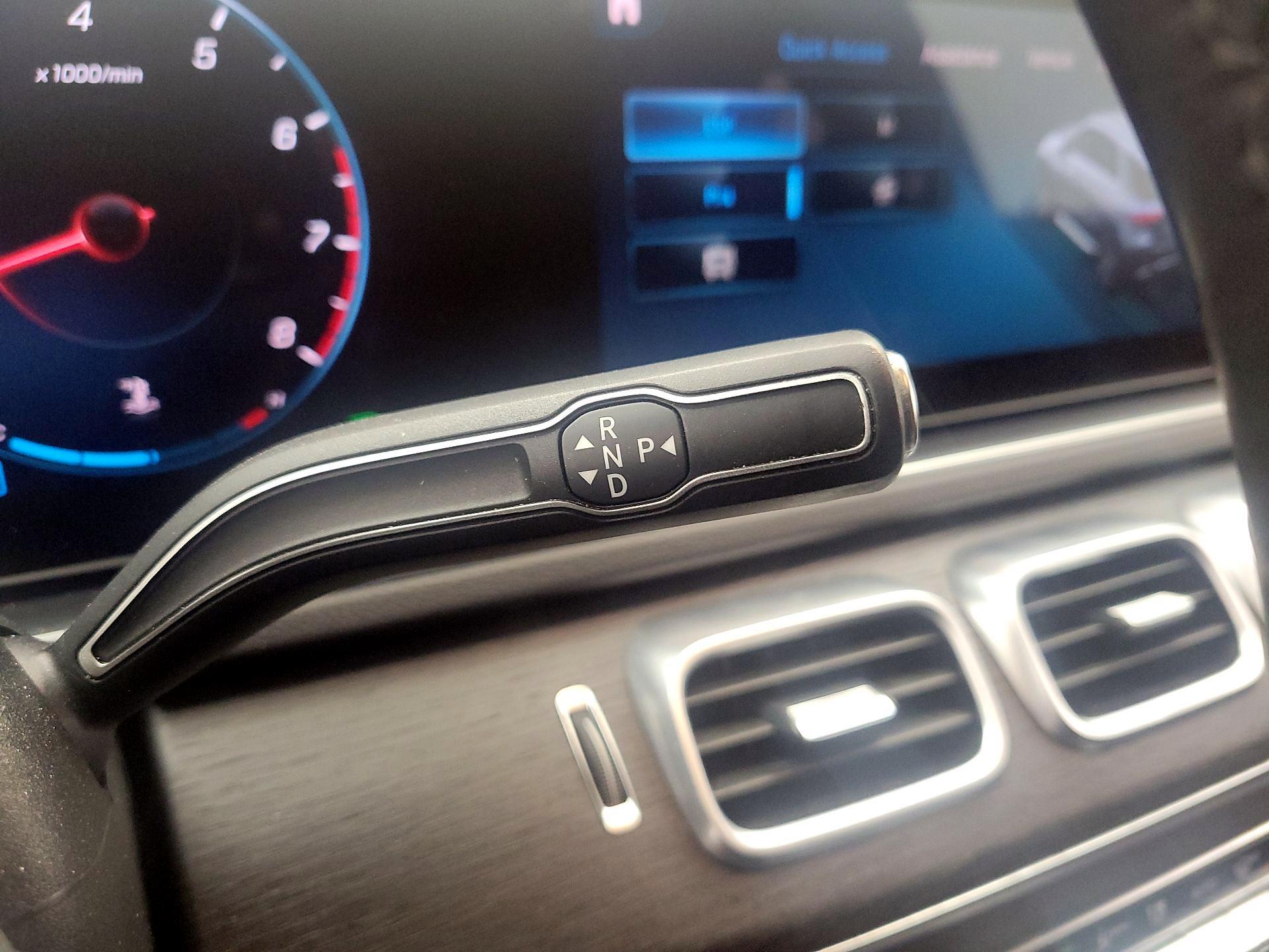 Thumbnail: 2020 Mercedes-Benz GLE - 18