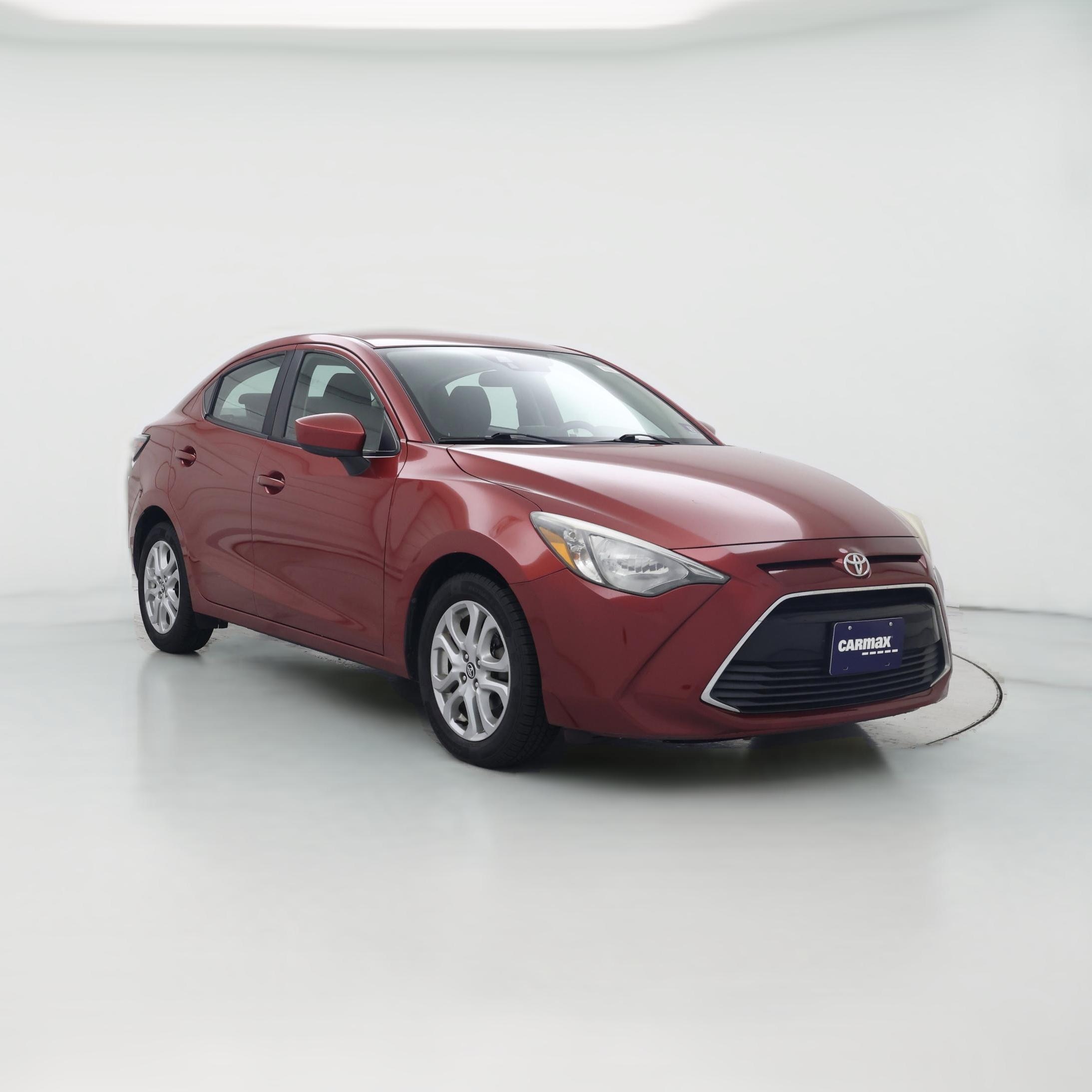 Thumbnail: 2017 Toyota Yaris iA - 1