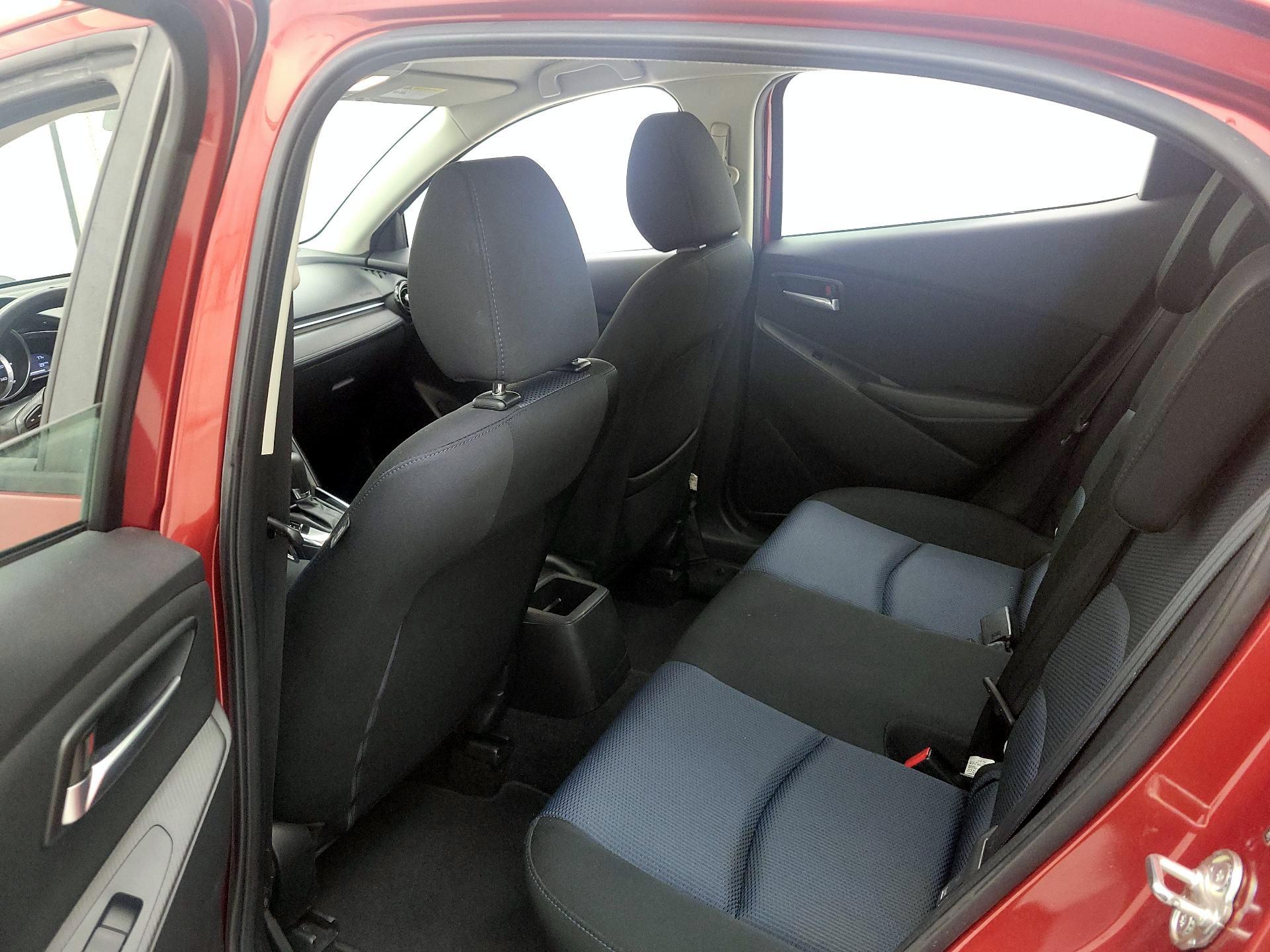 Thumbnail: 2017 Toyota Yaris iA - 19