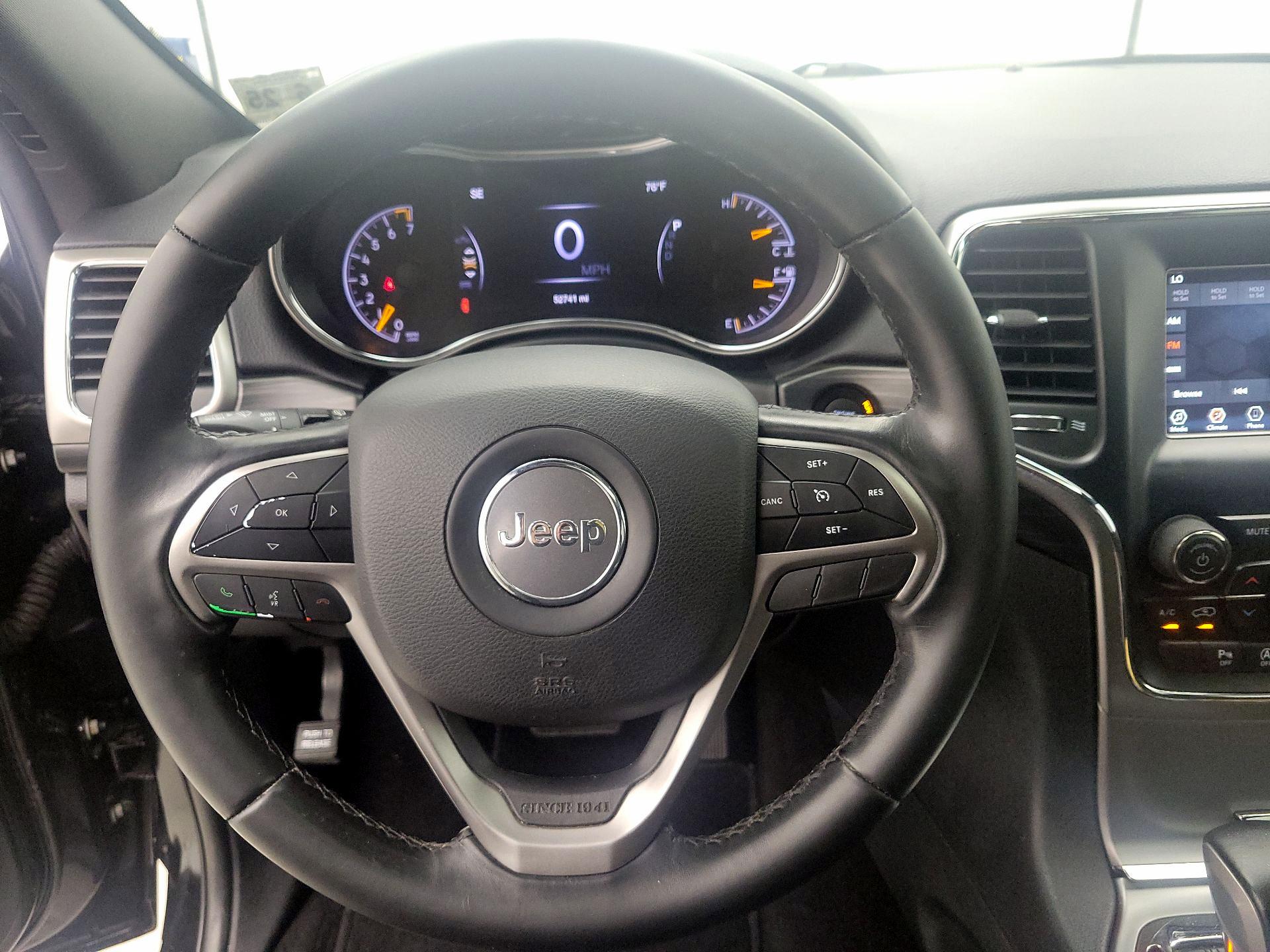 Thumbnail: 2020 Jeep Grand Cherokee - 10