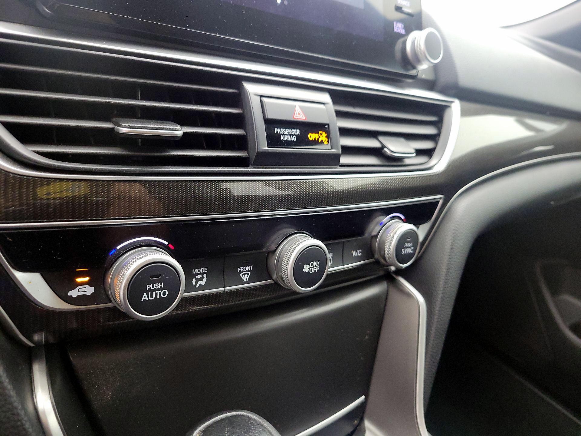 Thumbnail: 2019 Honda Accord - 16