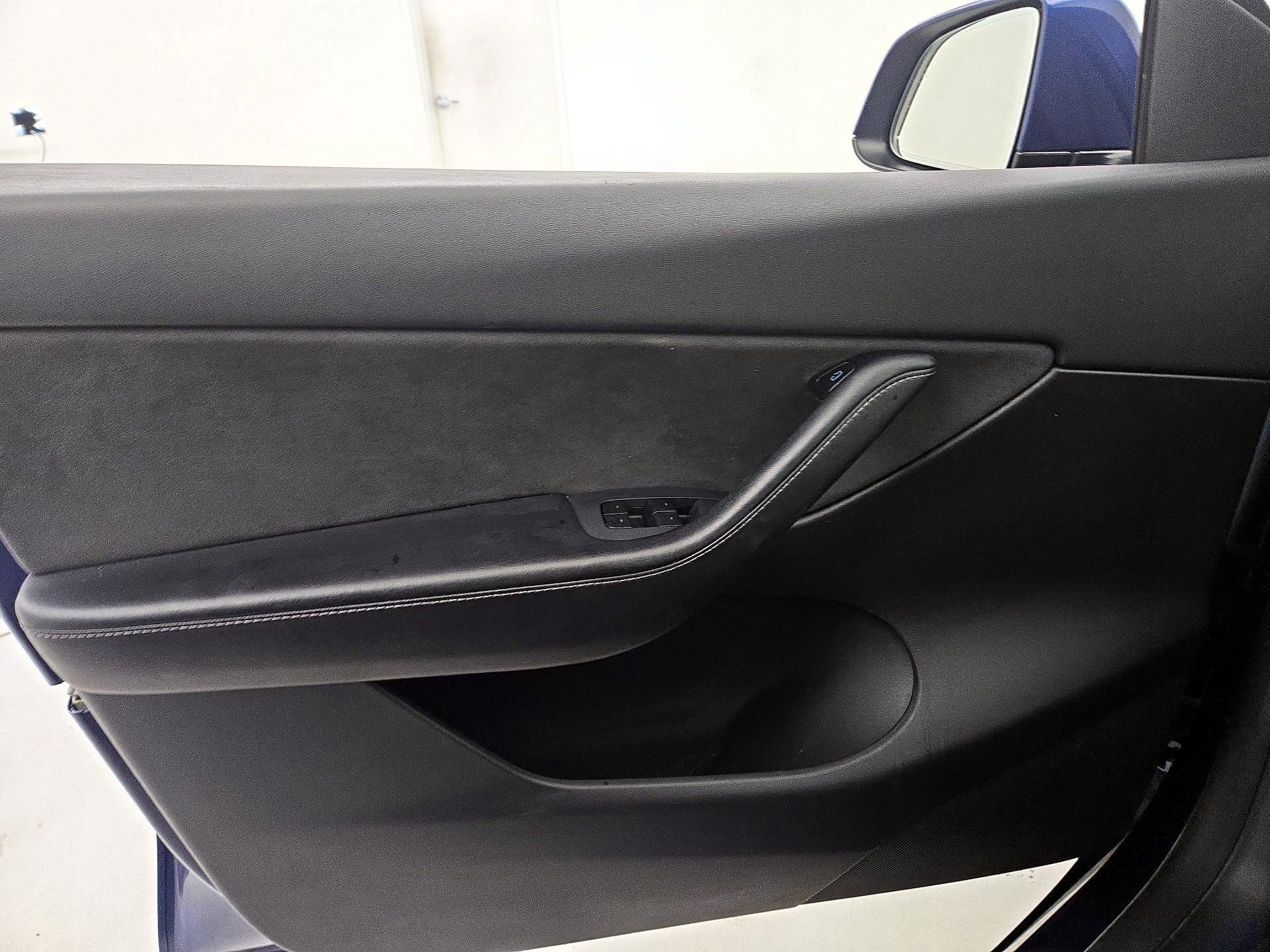 Thumbnail: 2021 Tesla Model Y - 12