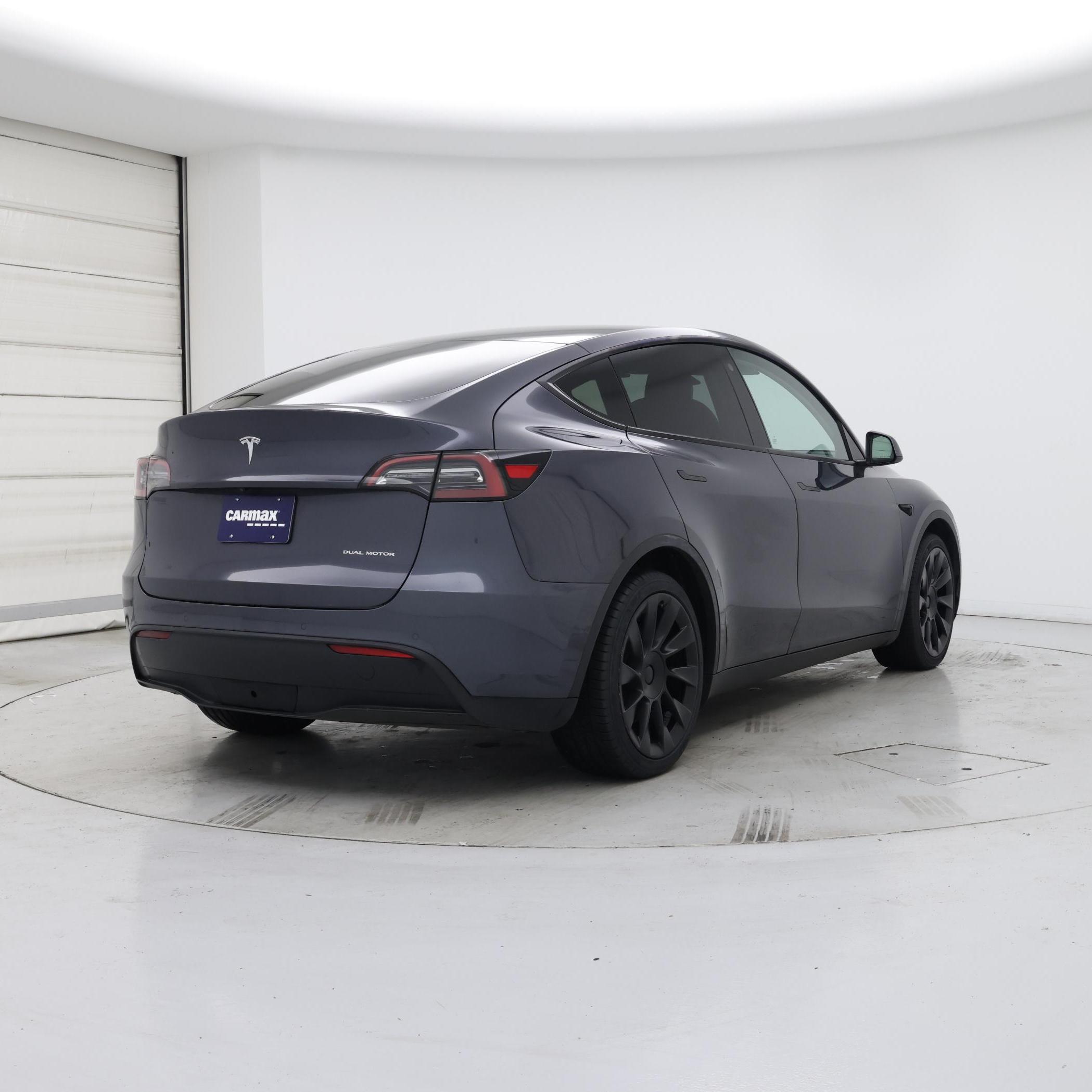 Thumbnail: 2022 Tesla Model Y - 8