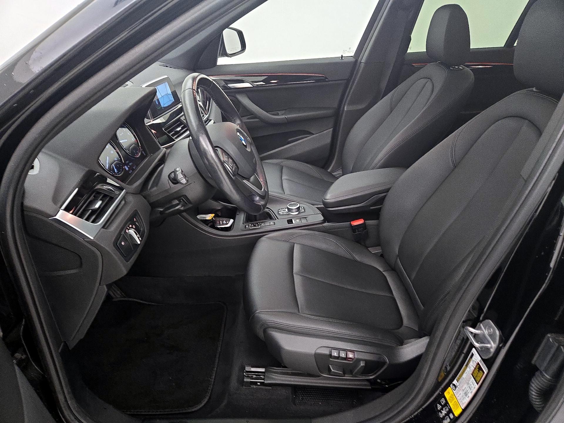 Thumbnail: 2019 BMW X1 - 11