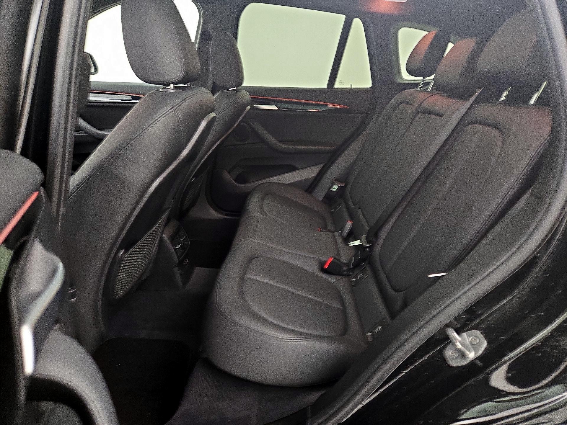 Thumbnail: 2019 BMW X1 - 19