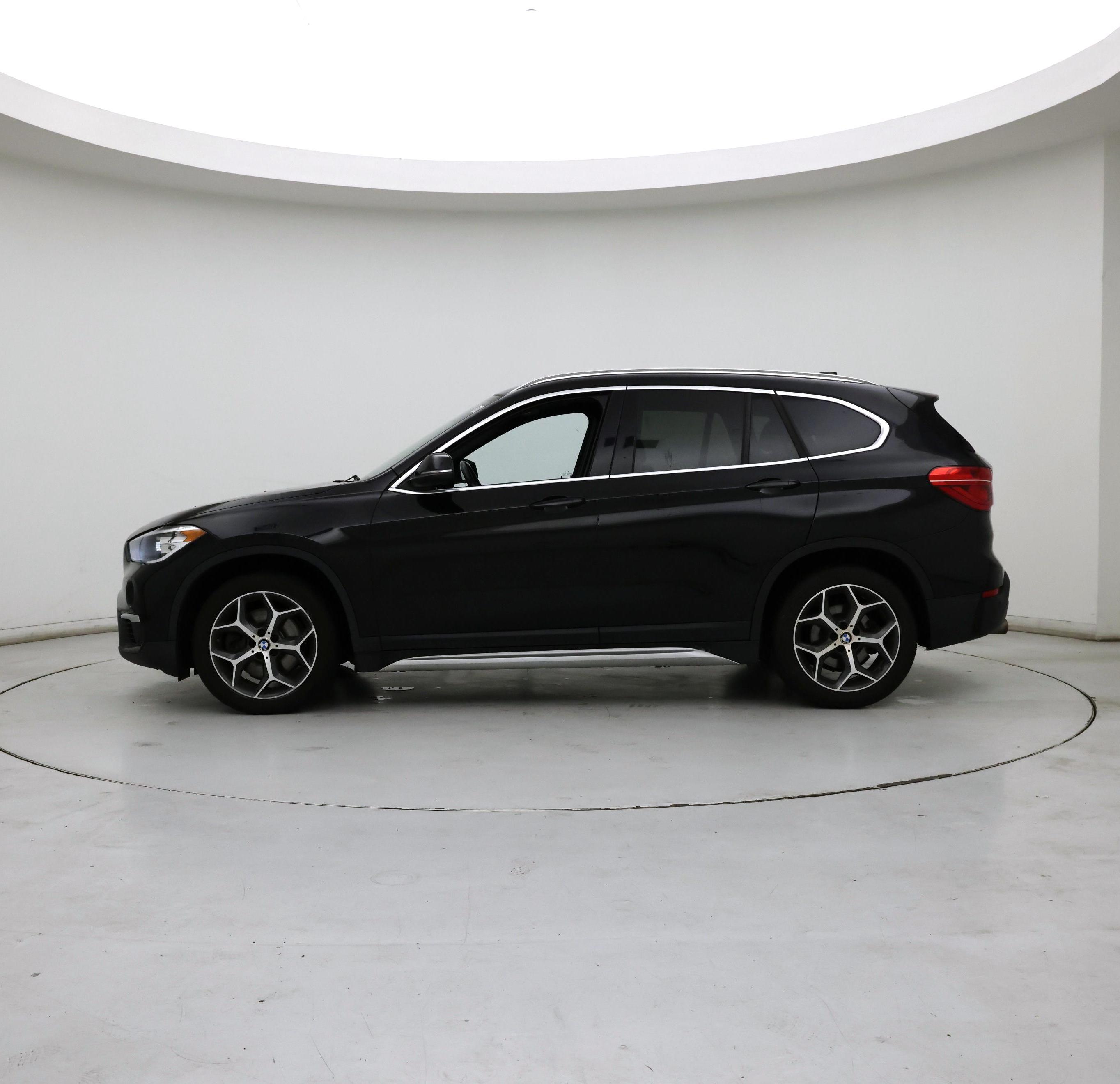 Thumbnail: 2019 BMW X1 - 3