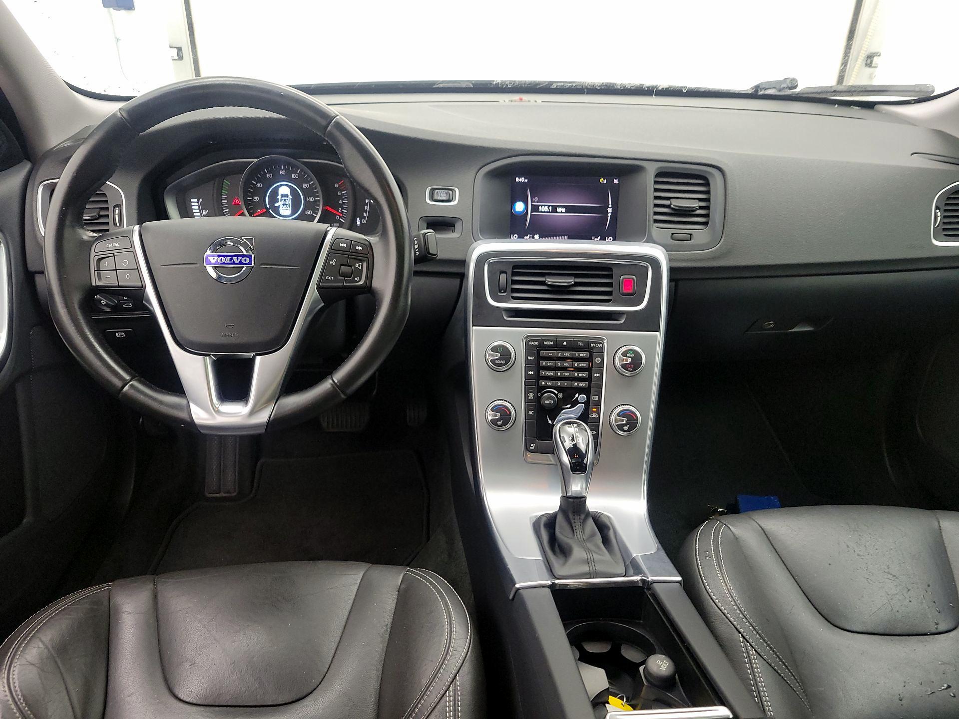 Thumbnail: 2017 Volvo S60 - 9