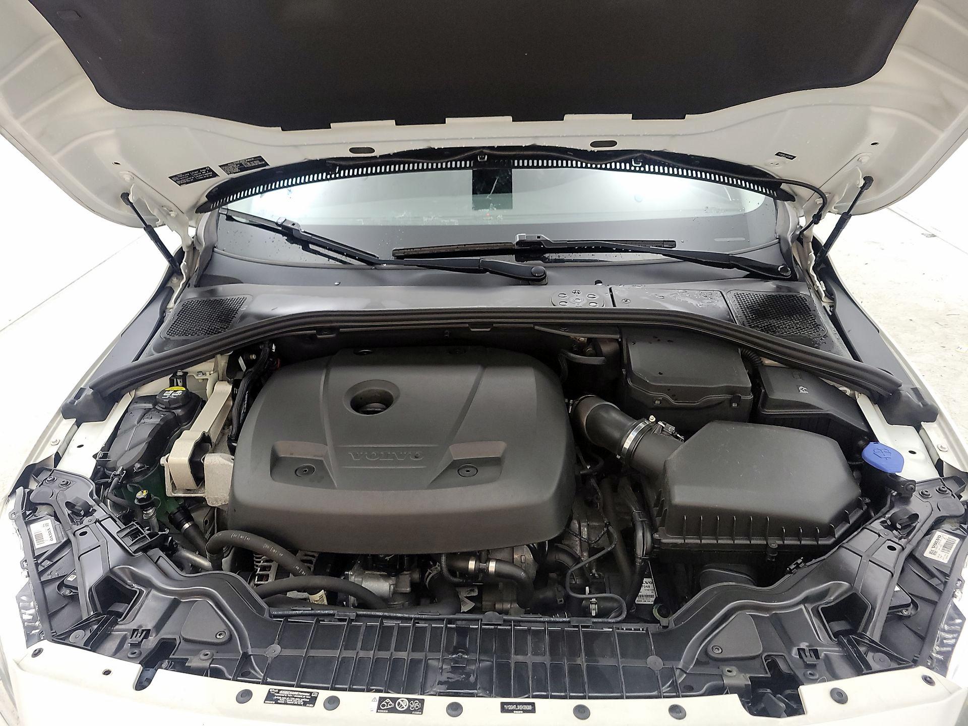 Thumbnail: 2017 Volvo S60 - 20