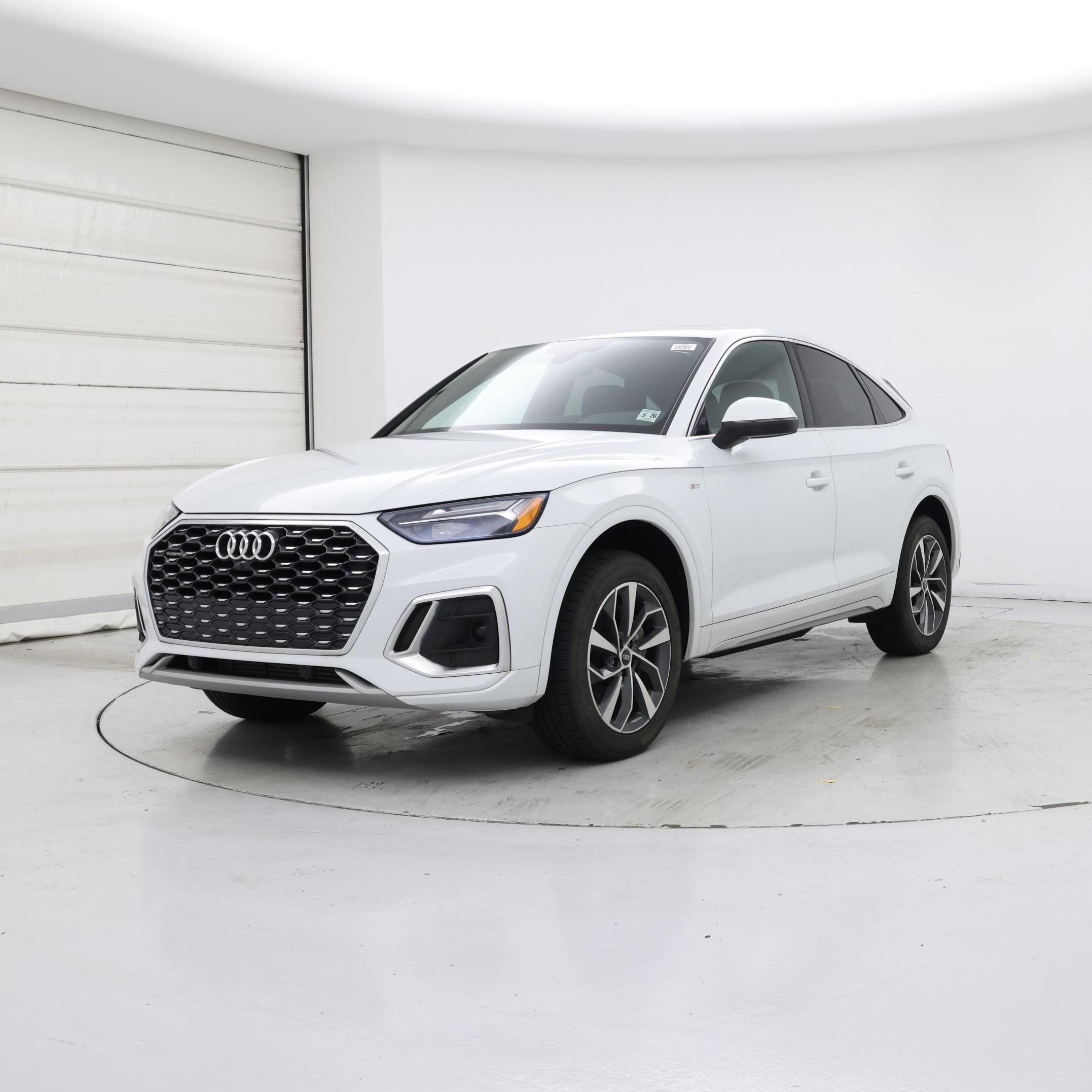Thumbnail: 2021 Audi Q5 - 4