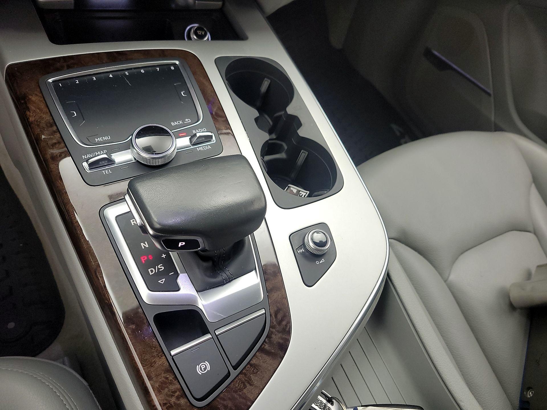 Thumbnail: 2019 Audi Q7 - 18