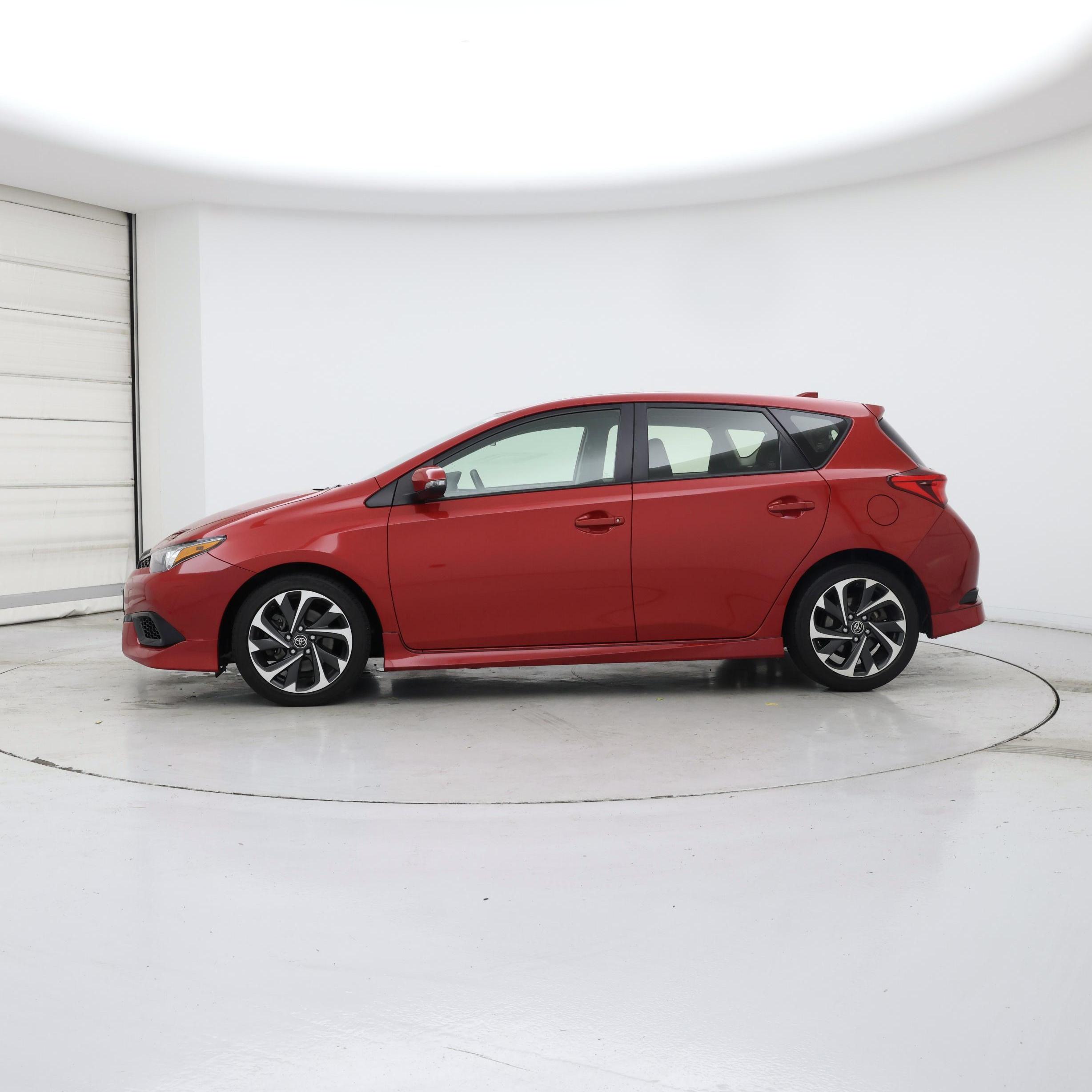 Thumbnail: 2018 Toyota Corolla iM - 3