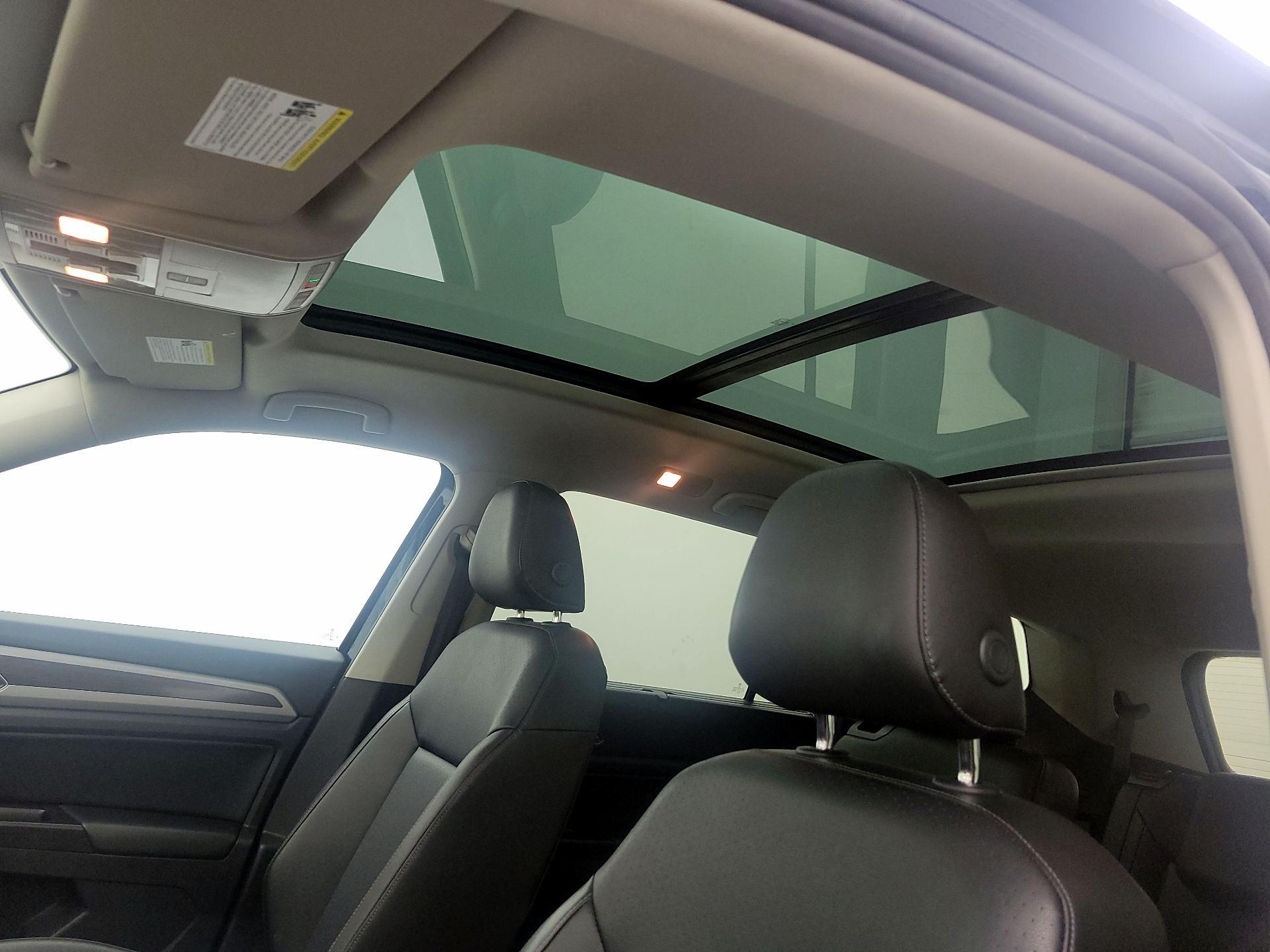 Thumbnail: 2019 Volkswagen Atlas - 17