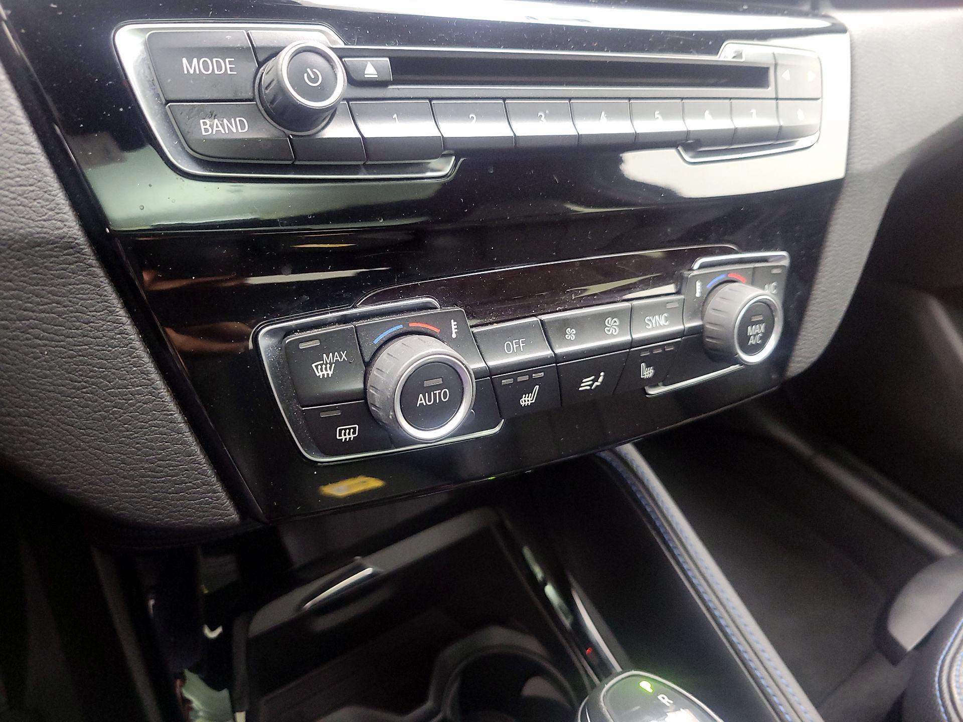 Thumbnail: 2016 BMW X1 - 17