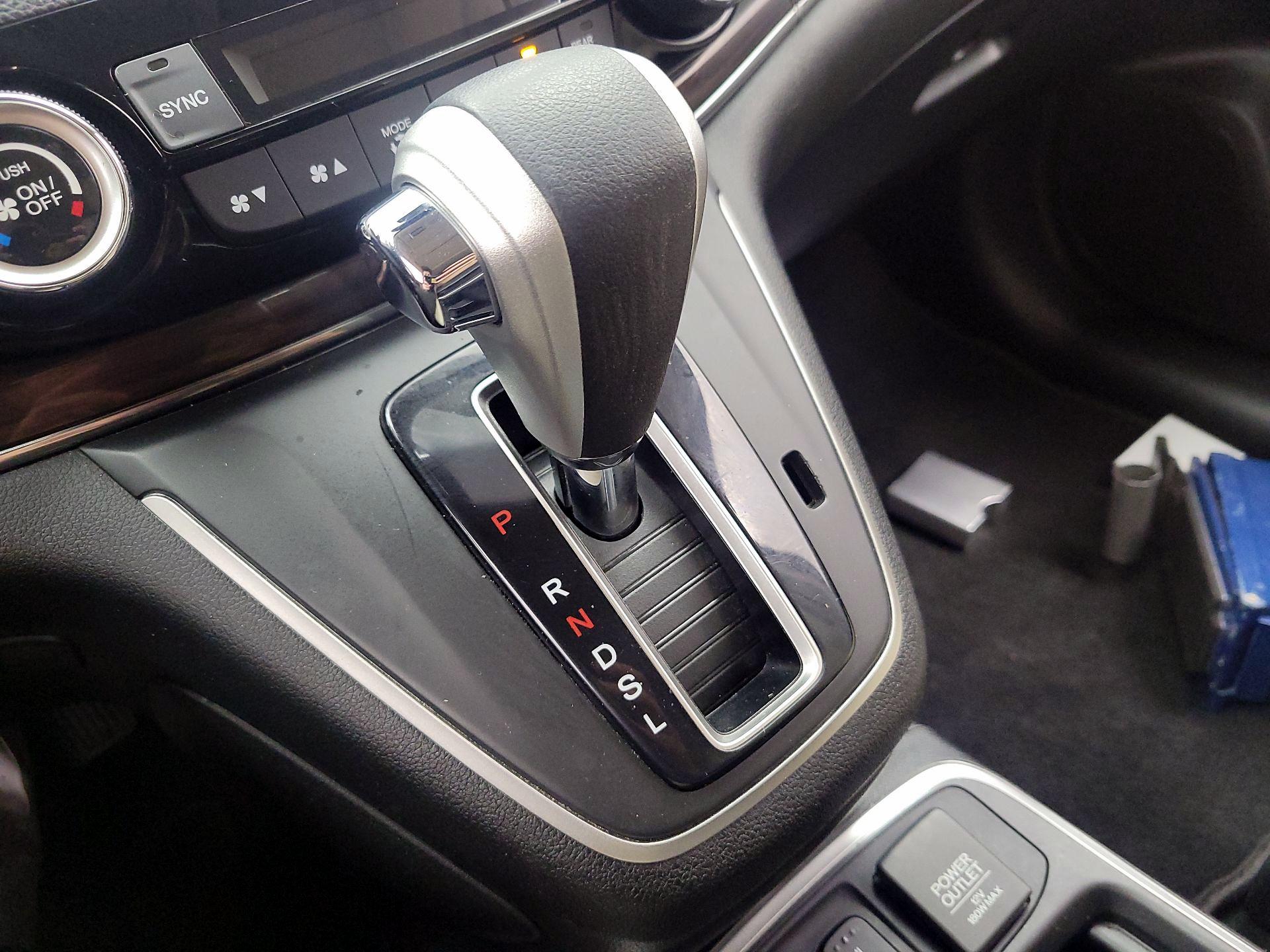 Thumbnail: 2015 Honda CR-V - 17