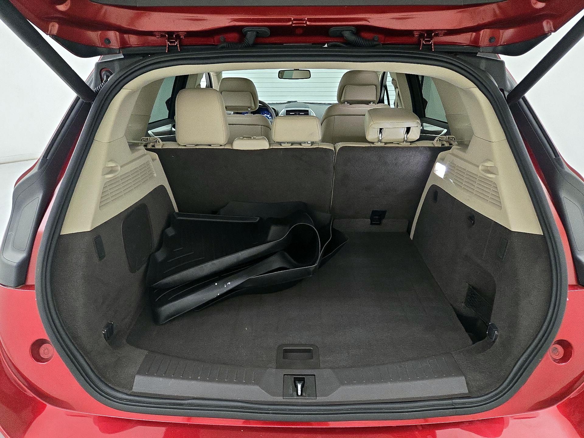 Thumbnail: 2019 Lincoln MKC - 20