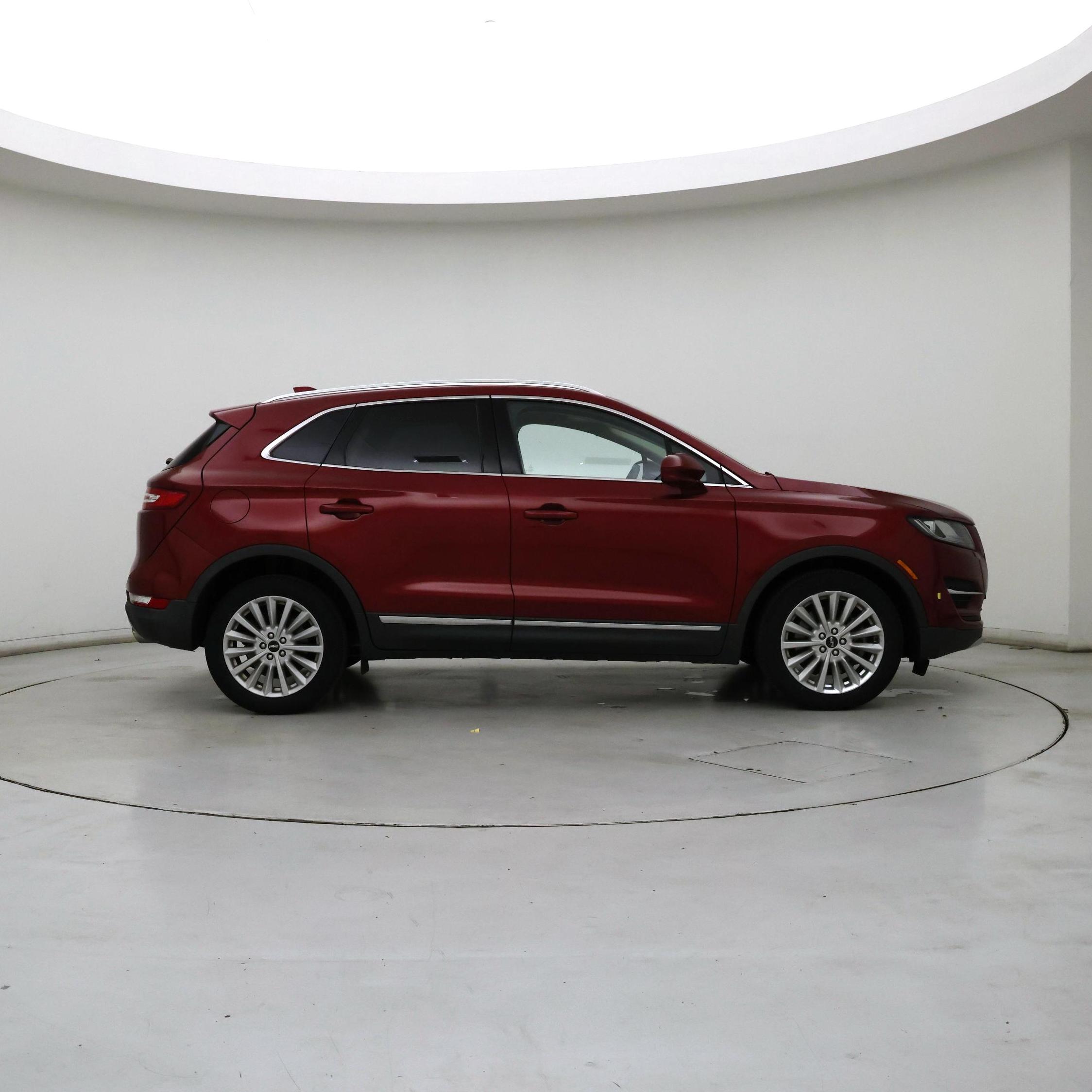 Thumbnail: 2019 Lincoln MKC - 7