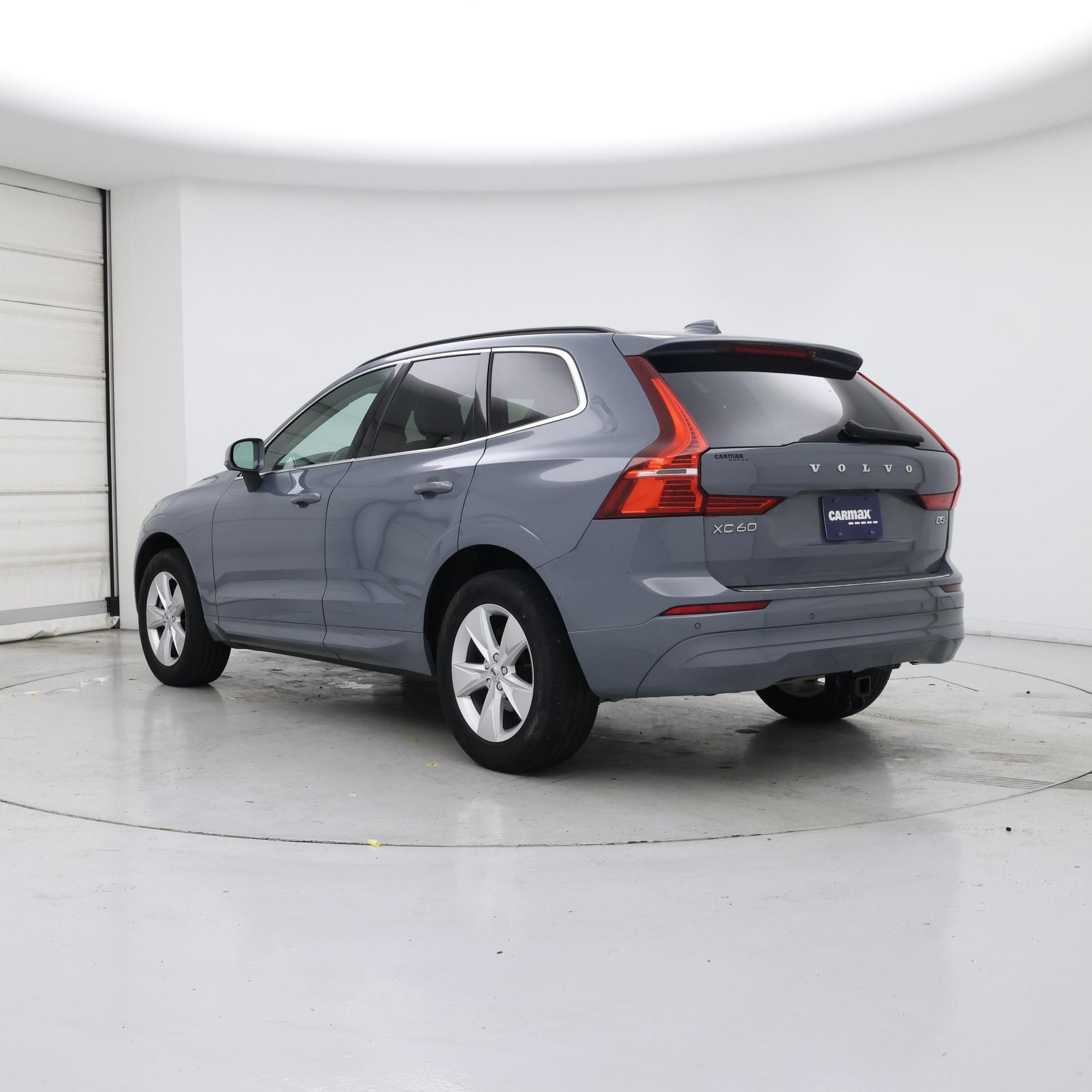 Thumbnail: 2022 Volvo XC60 - 2