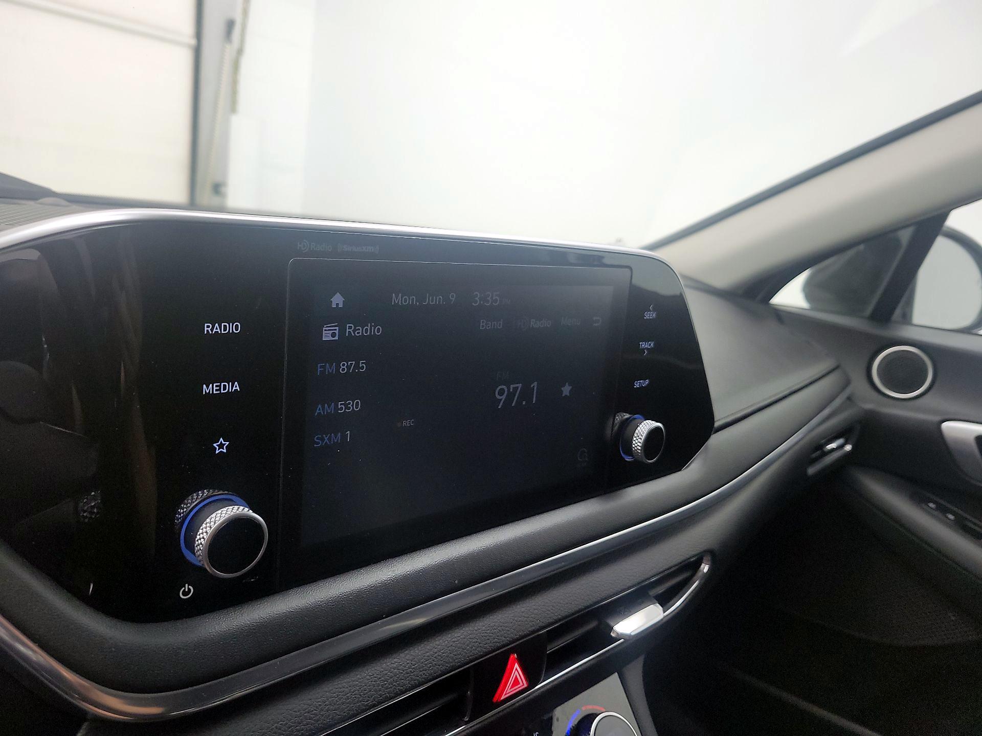 Thumbnail: 2020 Hyundai Sonata - 15