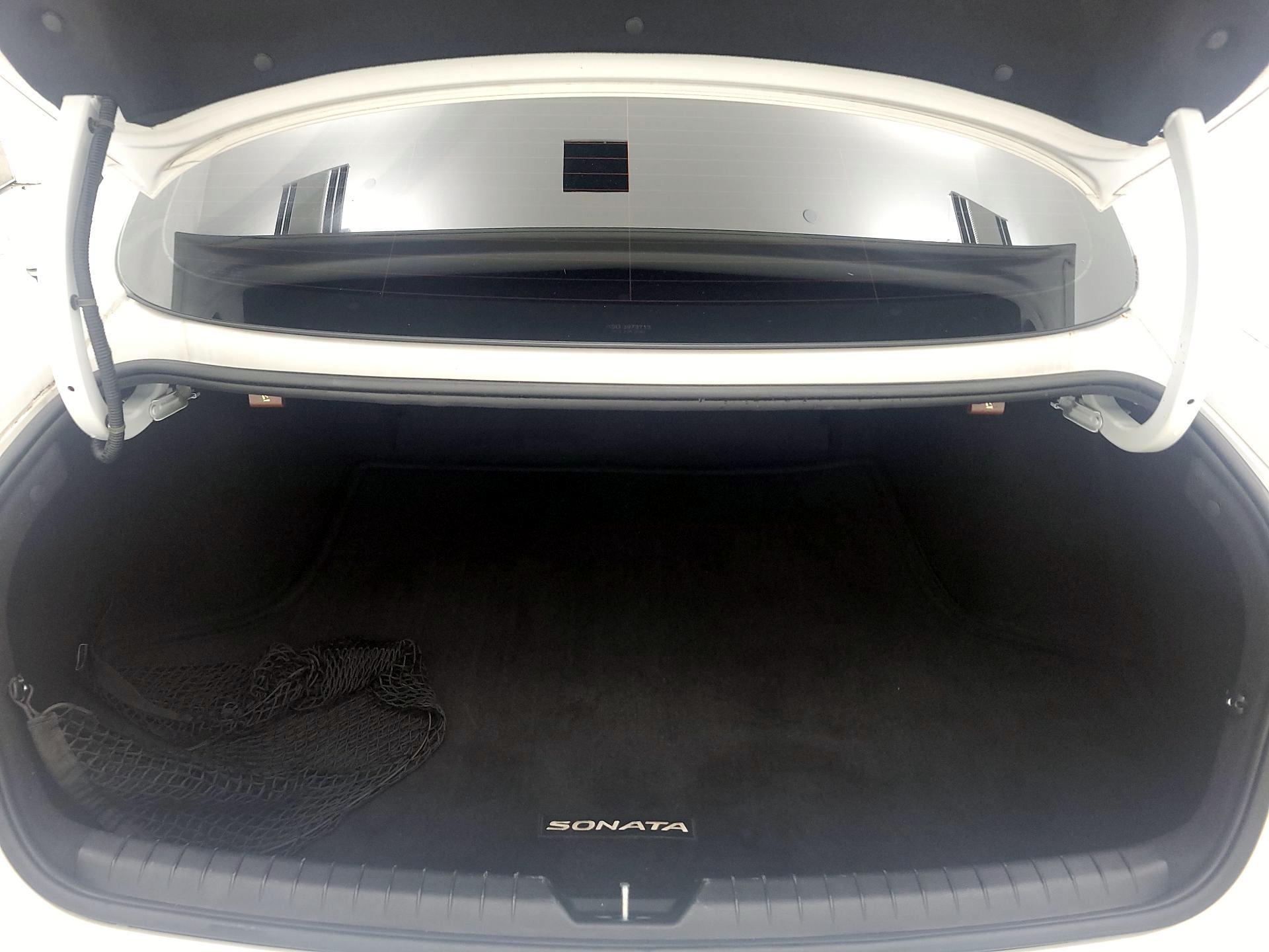 Thumbnail: 2020 Hyundai Sonata - 20