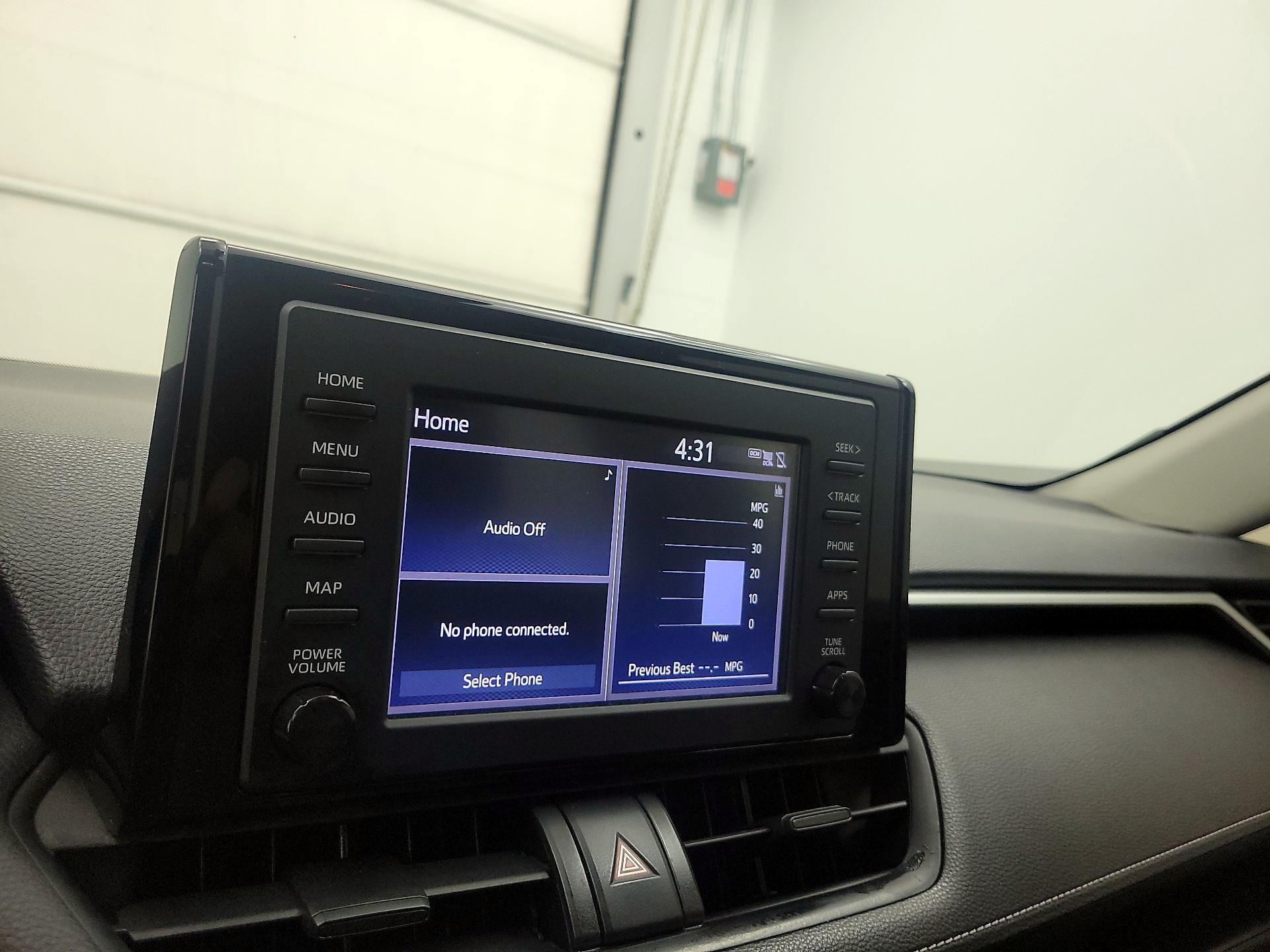 Thumbnail: 2019 Toyota RAV4 - 15