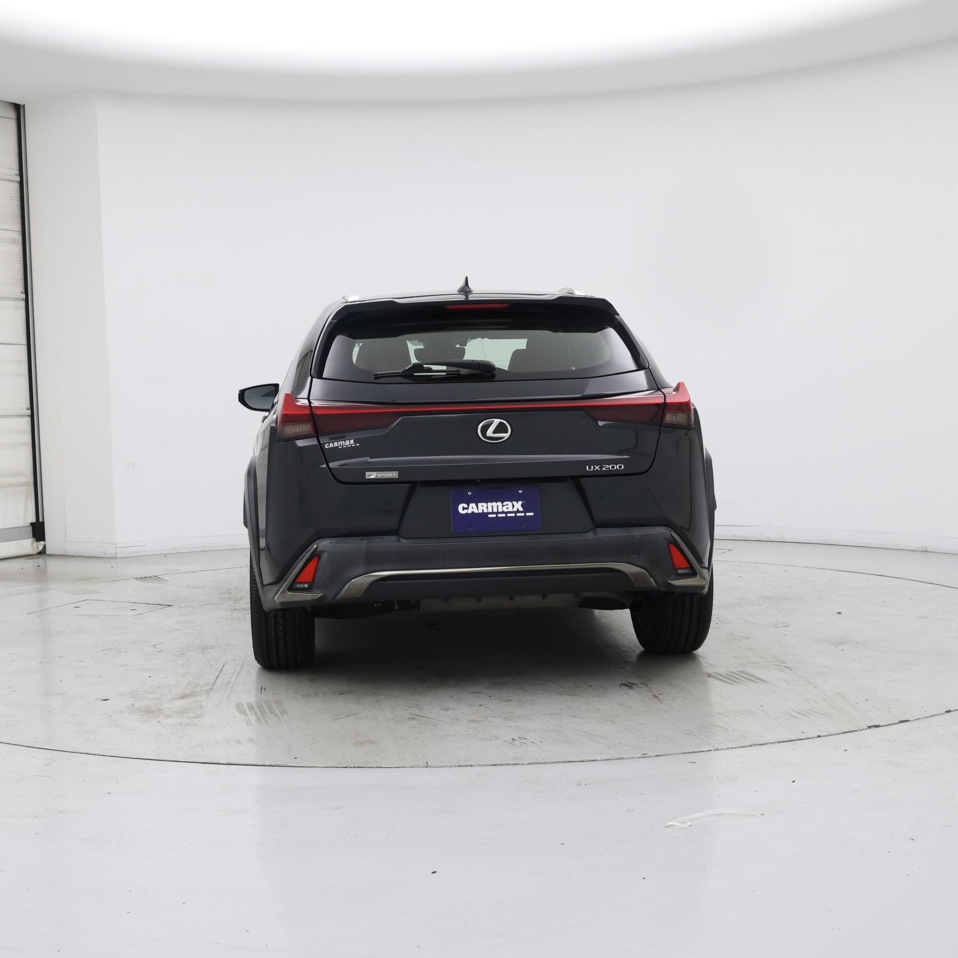 Thumbnail: 2019 Lexus UX - 6