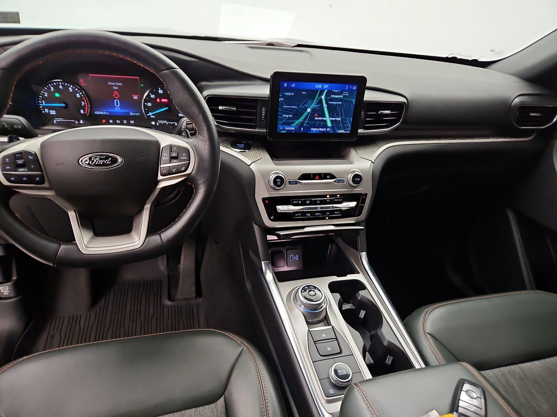 Thumbnail: 2022 Ford Explorer - 9