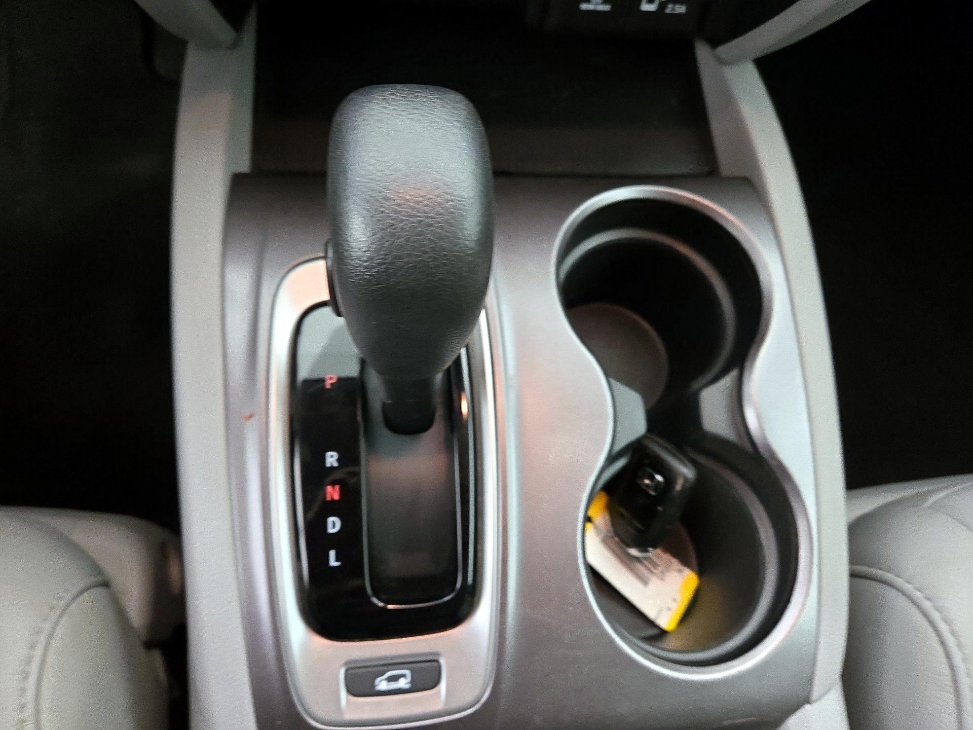 Thumbnail: 2020 Honda Pilot - 17