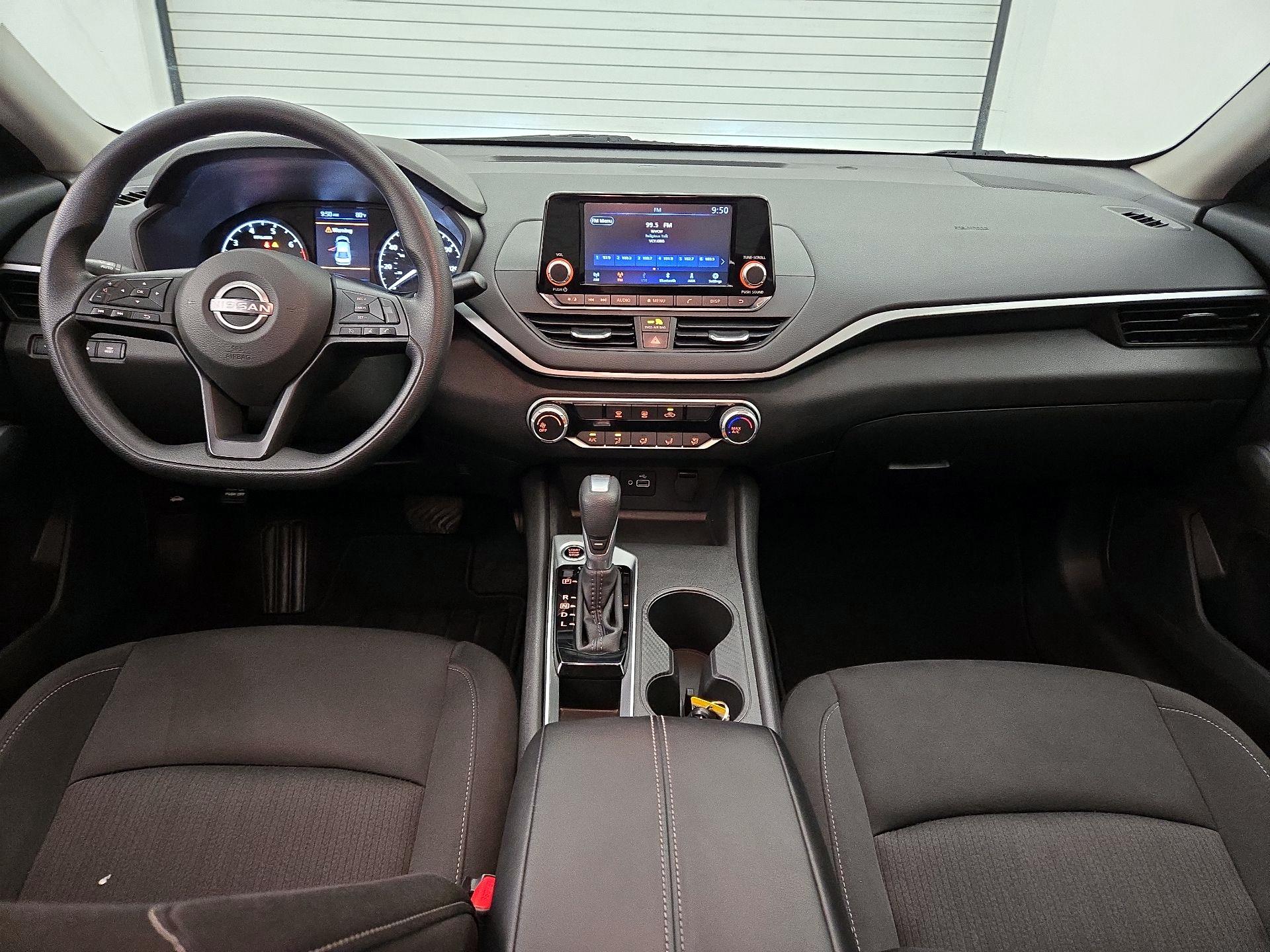 Thumbnail: 2023 Nissan Altima - 9