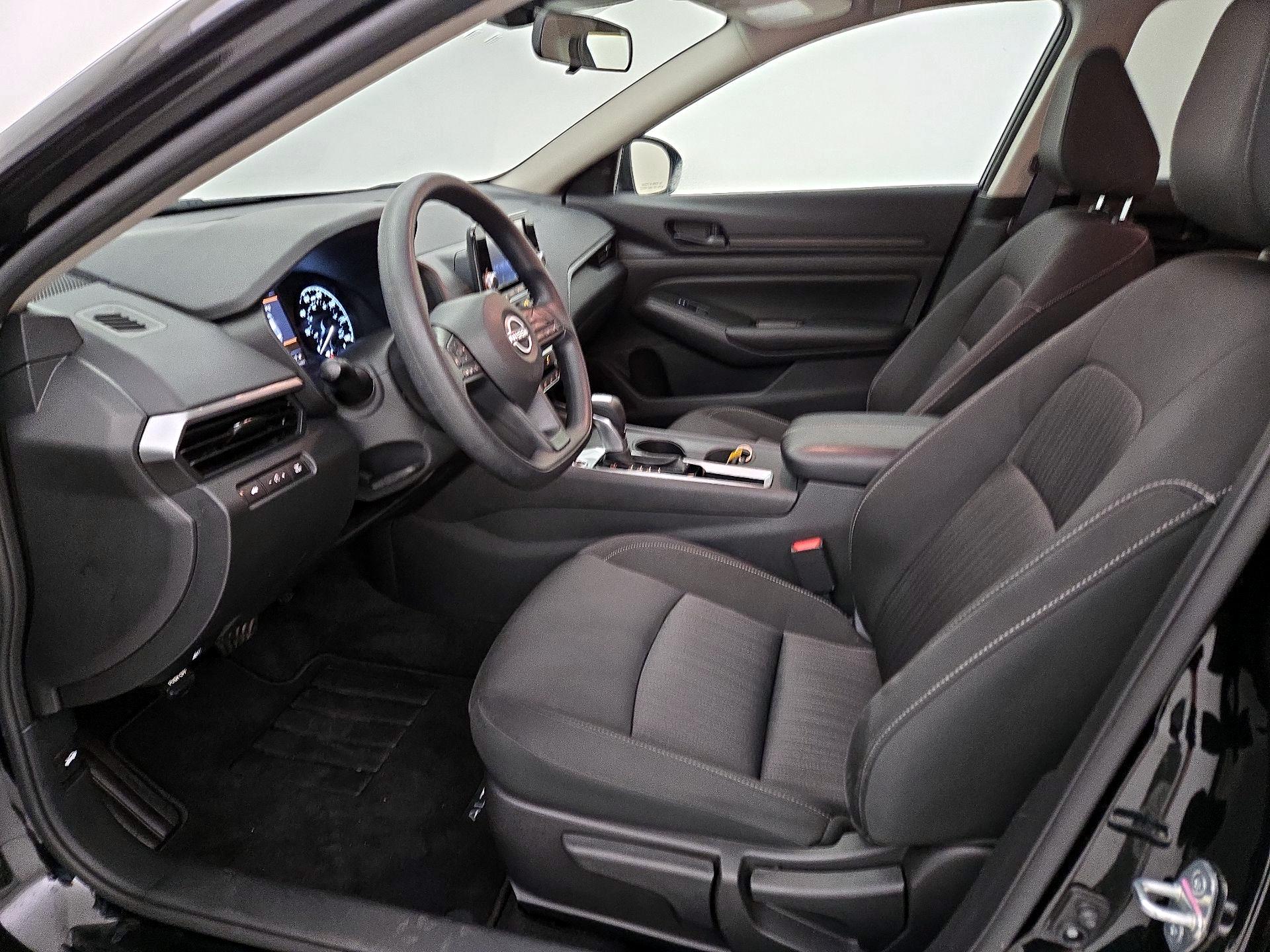 Thumbnail: 2023 Nissan Altima - 11