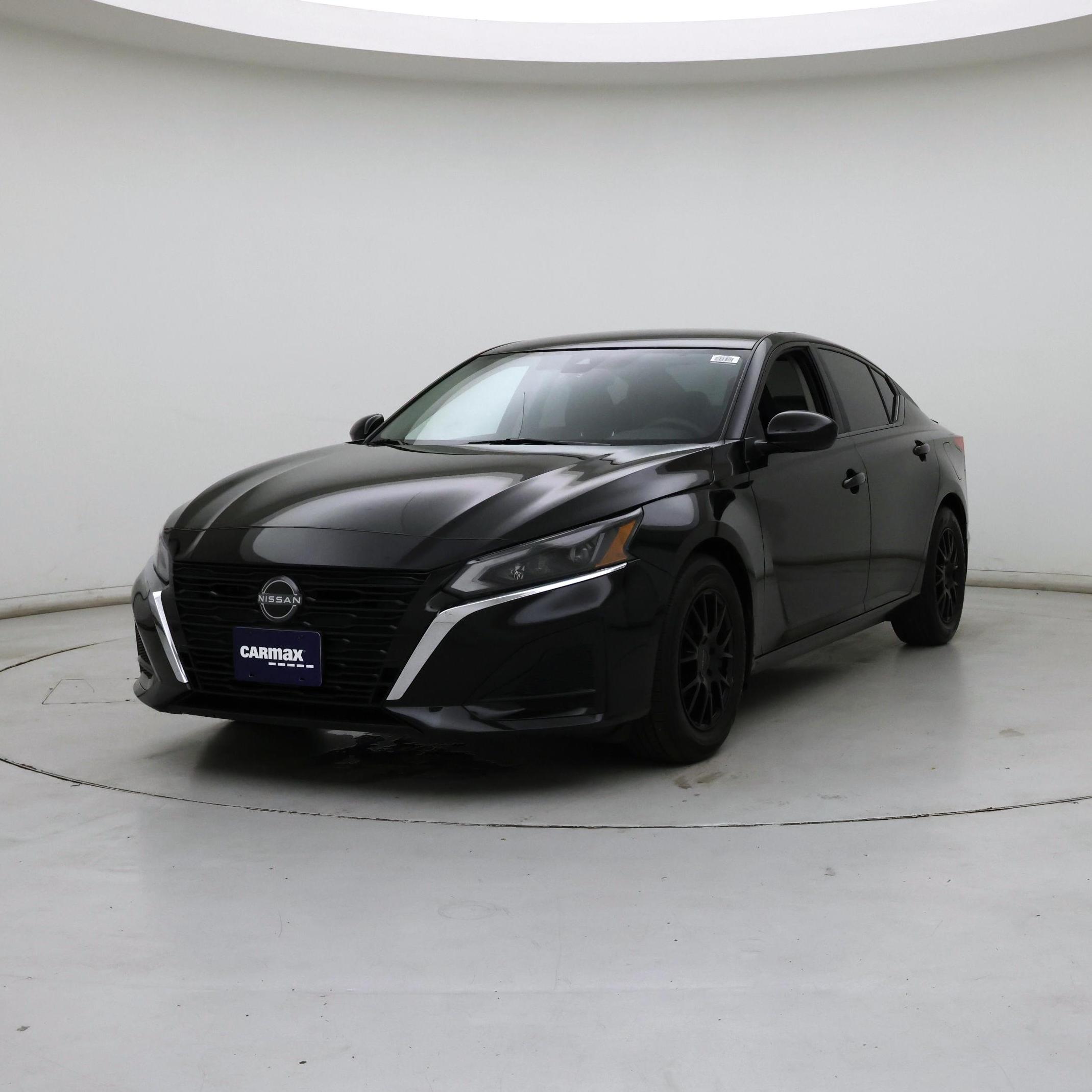 Thumbnail: 2023 Nissan Altima - 4