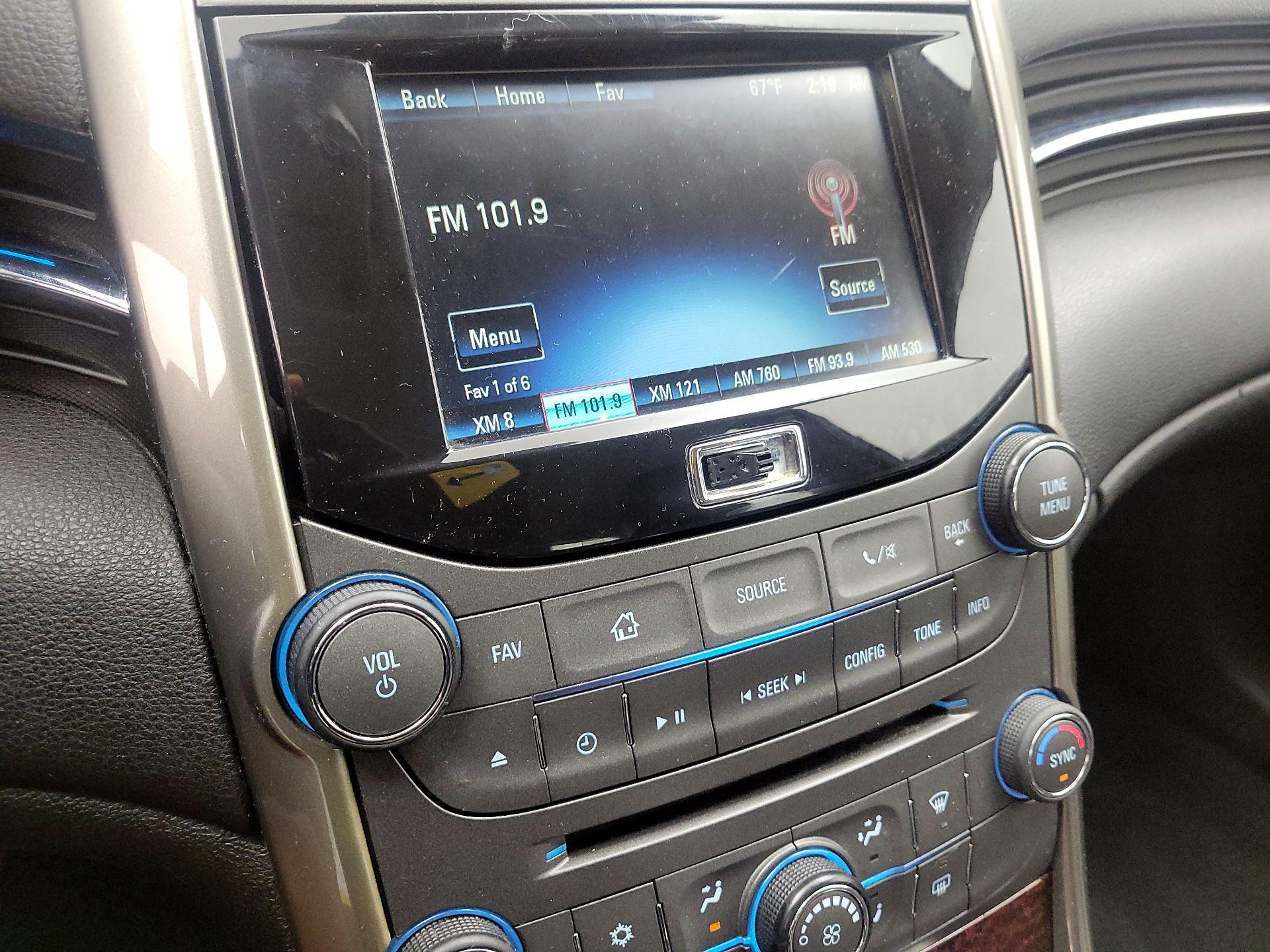Thumbnail: 2013 Chevrolet Malibu - 14