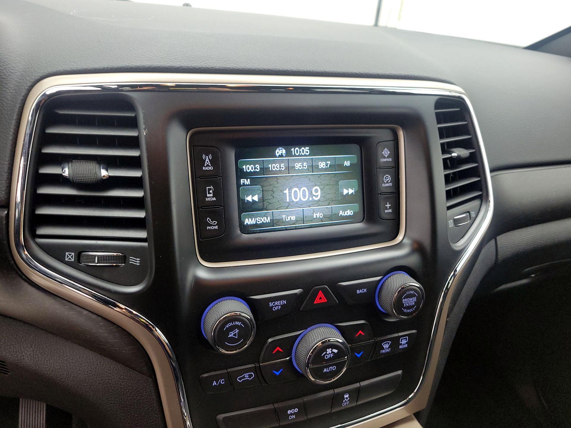Thumbnail: 2015 Jeep Grand Cherokee - 14