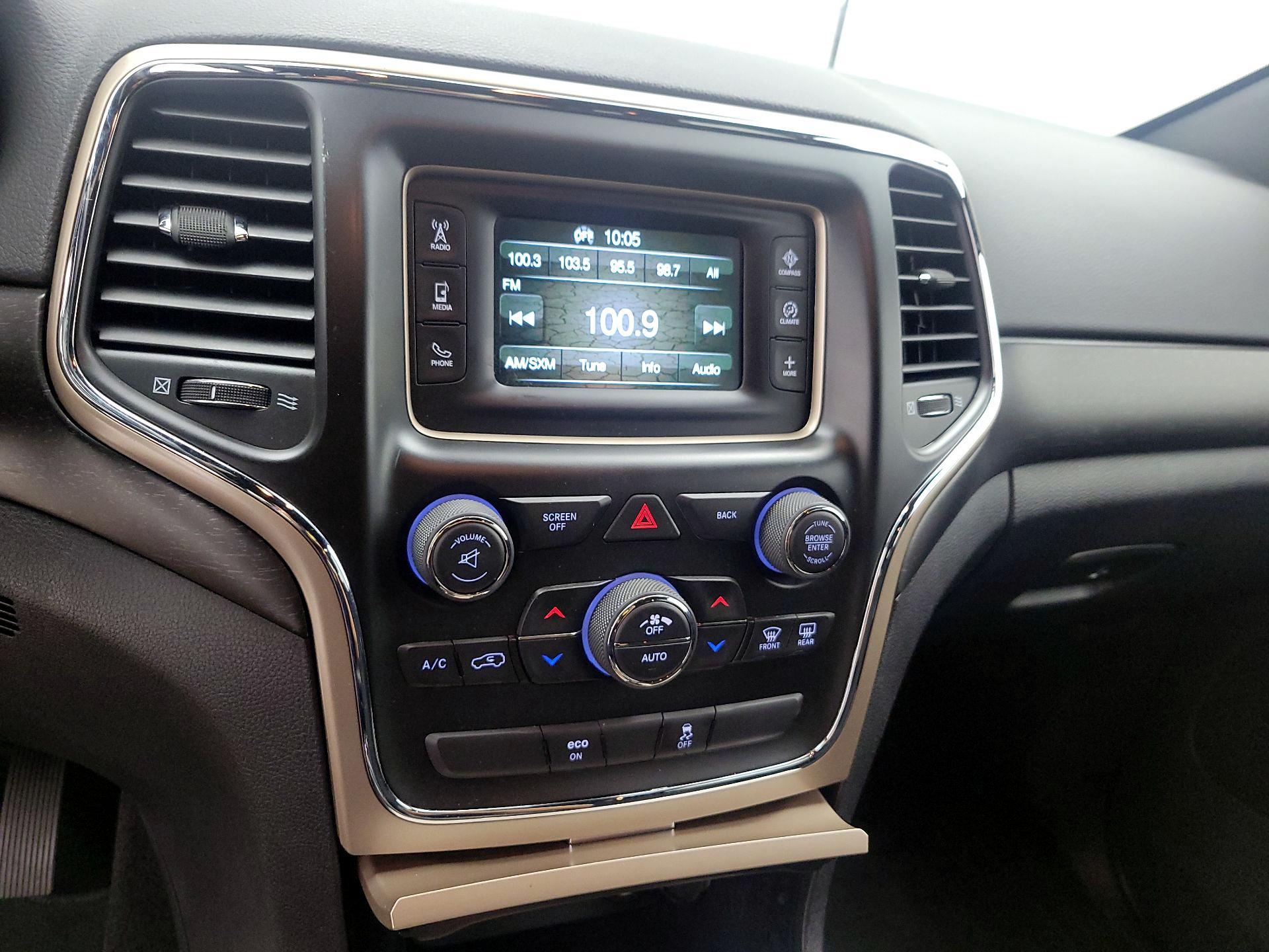 Thumbnail: 2015 Jeep Grand Cherokee - 15
