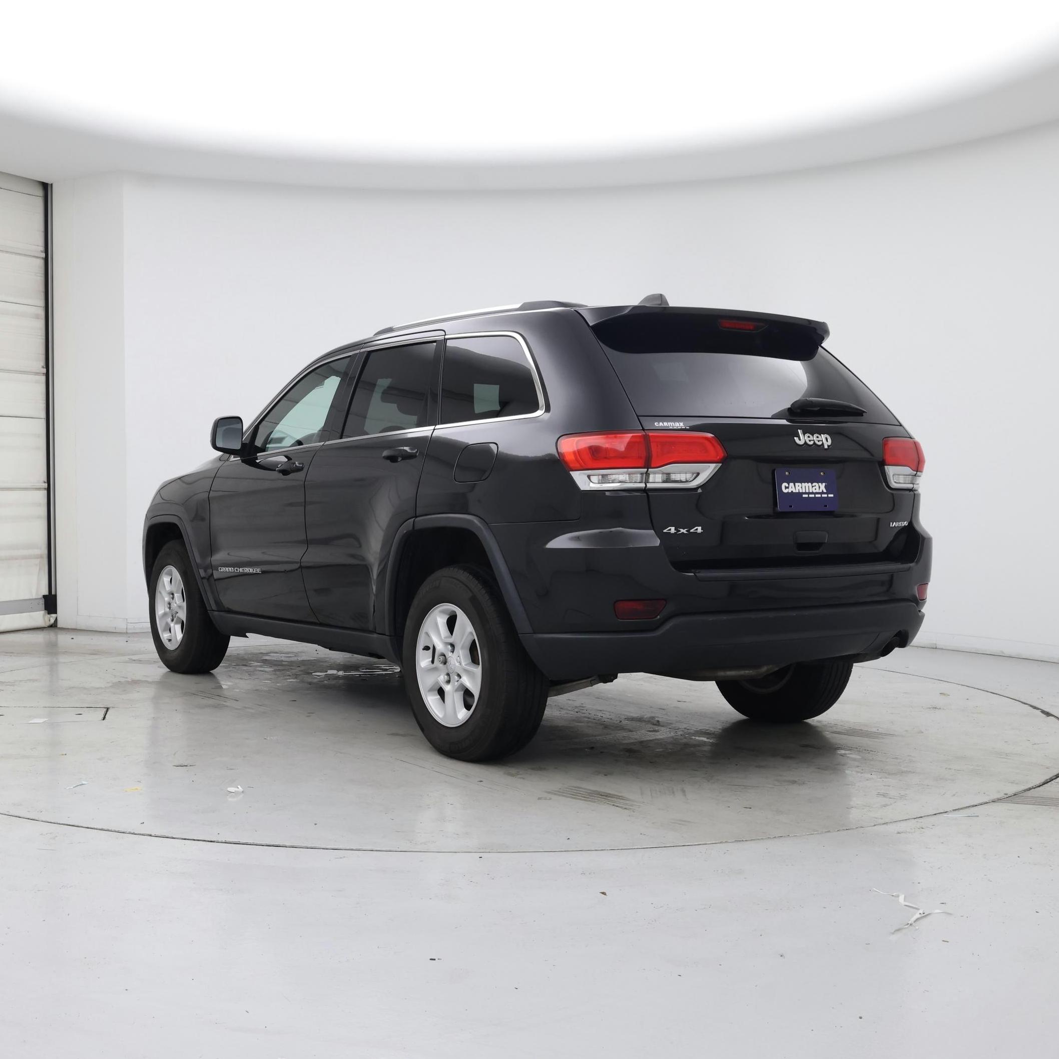 Thumbnail: 2015 Jeep Grand Cherokee - 2