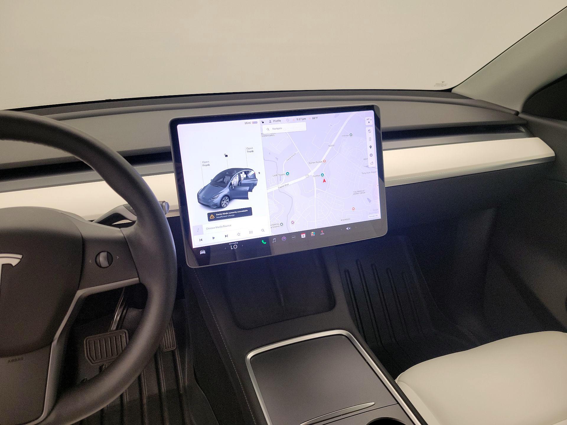 Thumbnail: 2022 Tesla Model Y - 9